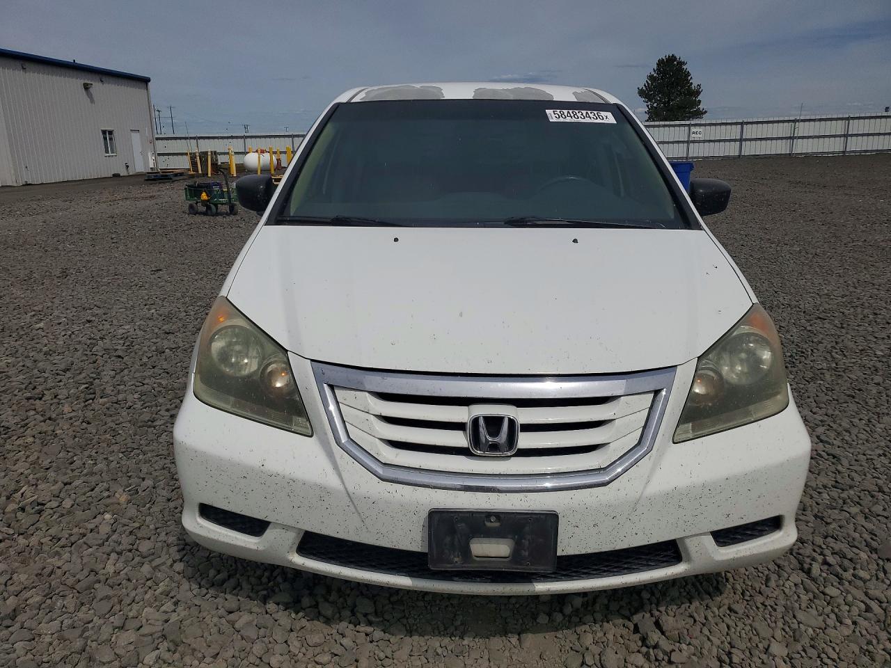 2010 Honda Odyssey Lx White vin: 5FNRL3H20AB110328