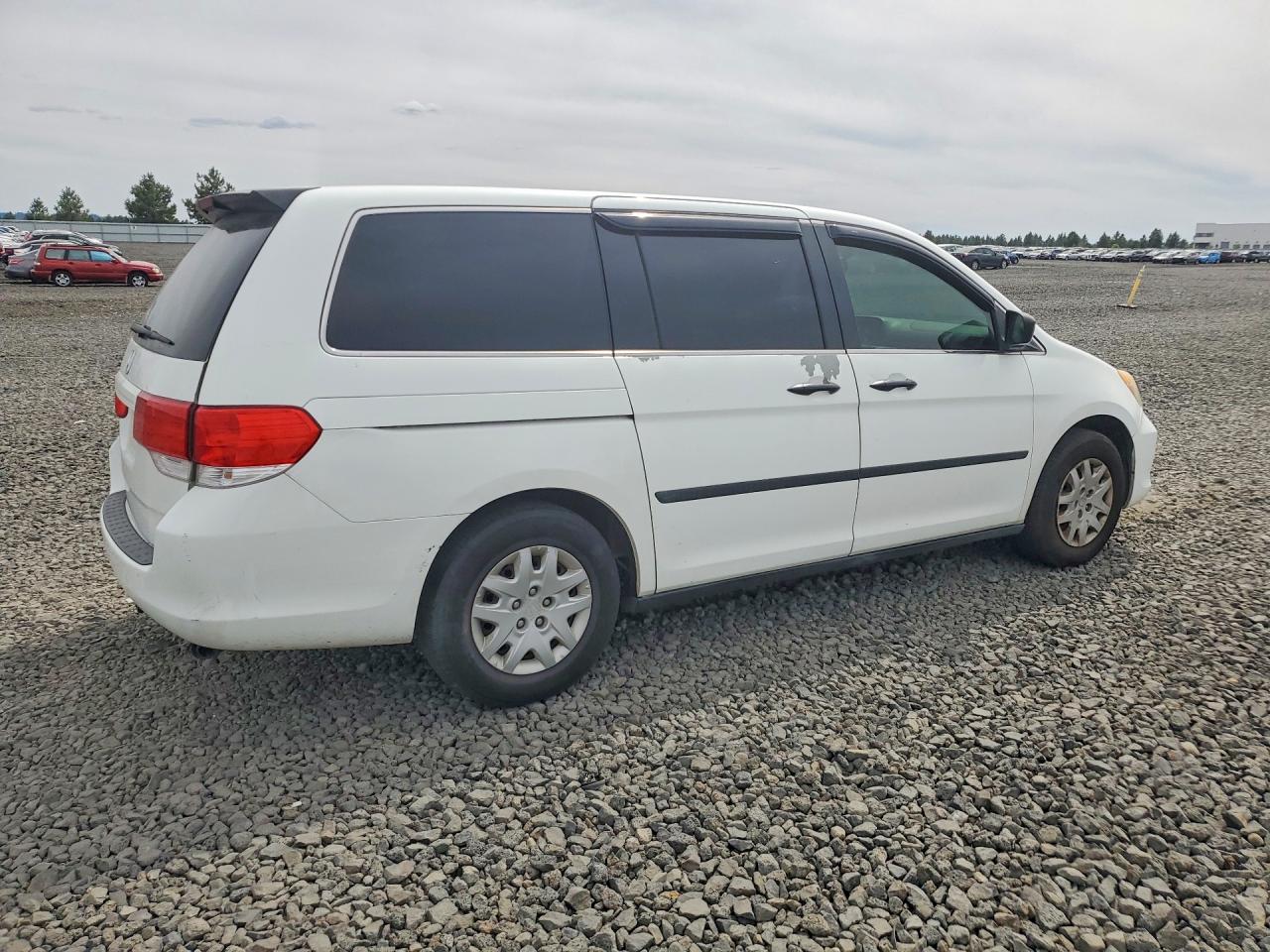 2010 Honda Odyssey Lx White vin: 5FNRL3H20AB110328