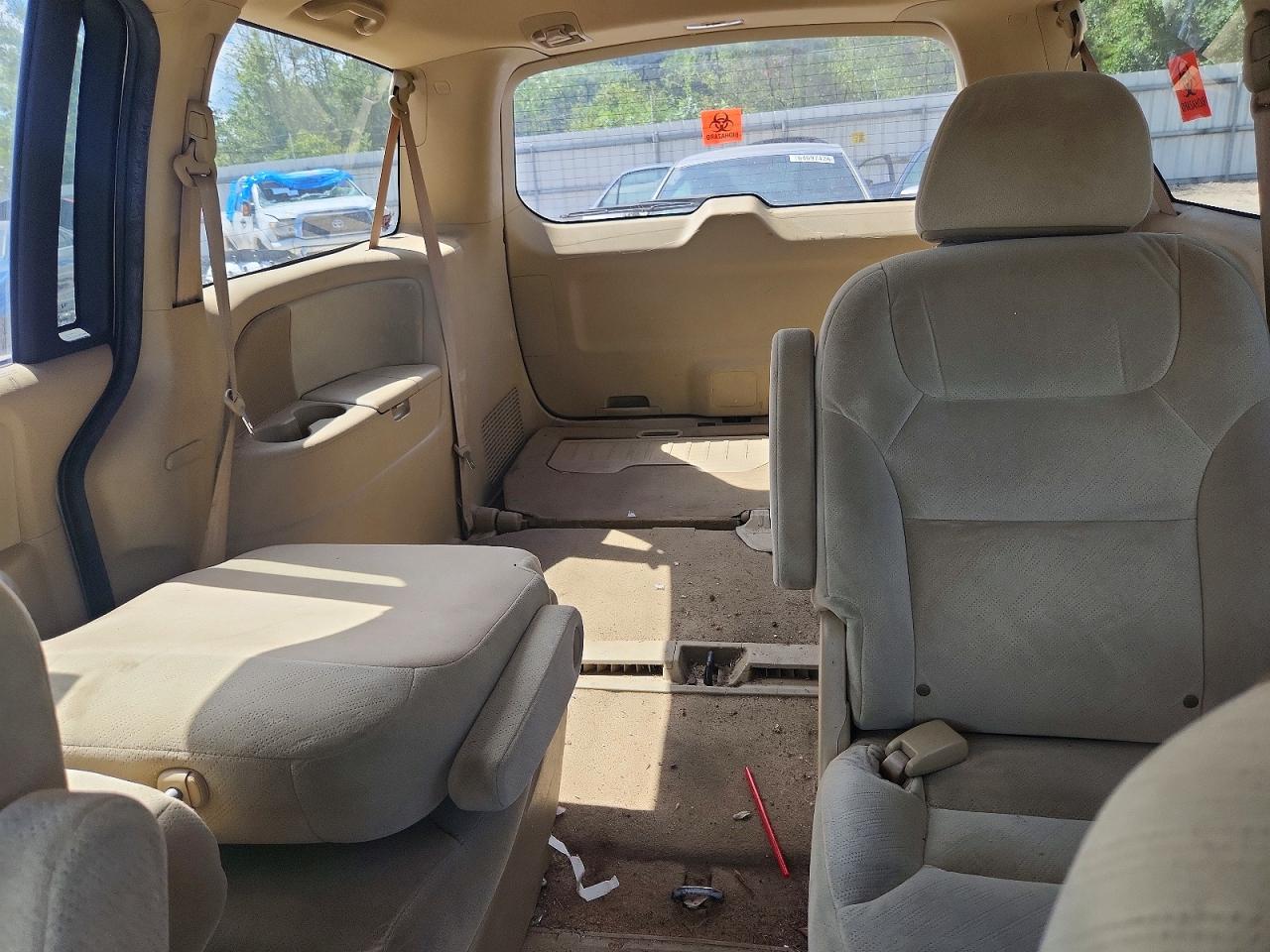 2010 Honda Odyssey Lx White vin: 5FNRL3H21AB034277
