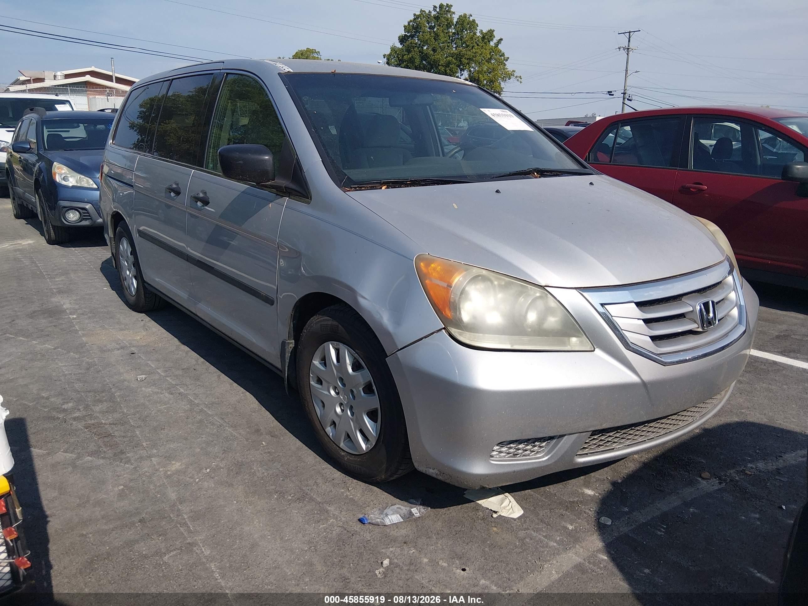 2010 Honda Odyssey Lx Silver vin: 5FNRL3H21AB037602