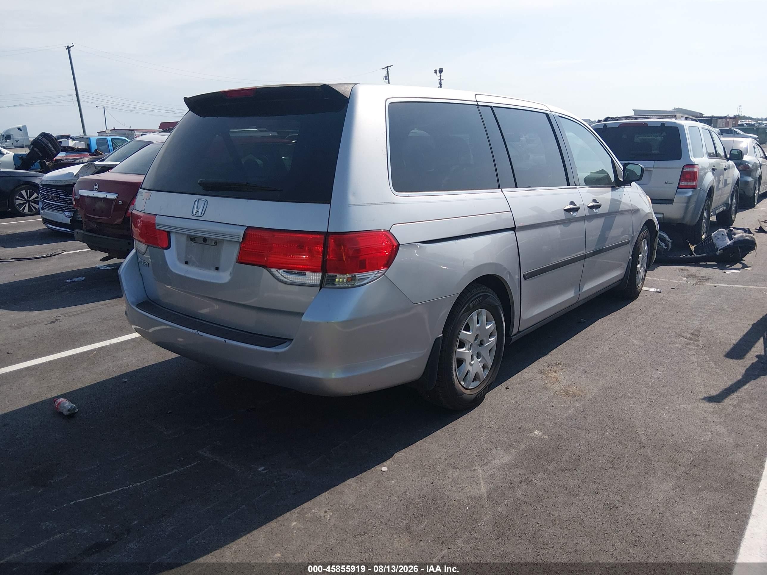 2010 Honda Odyssey Lx Silver vin: 5FNRL3H21AB037602
