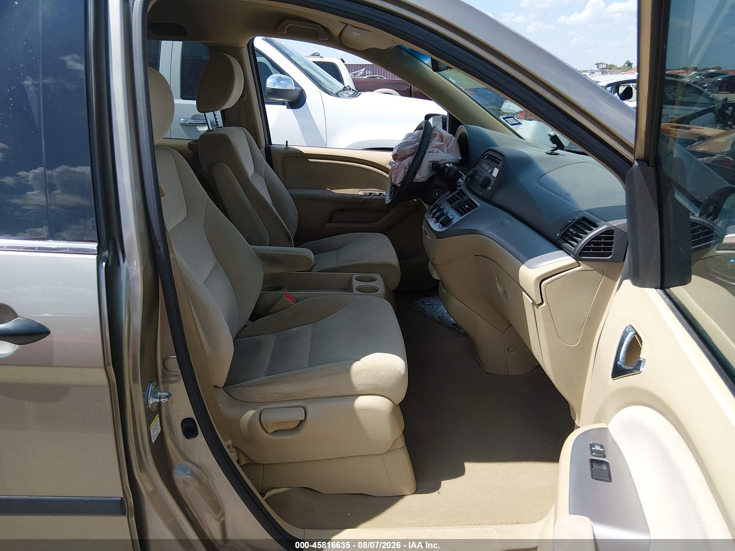 2010 Honda Odyssey Lx Gold vin: 5FNRL3H23AB073100