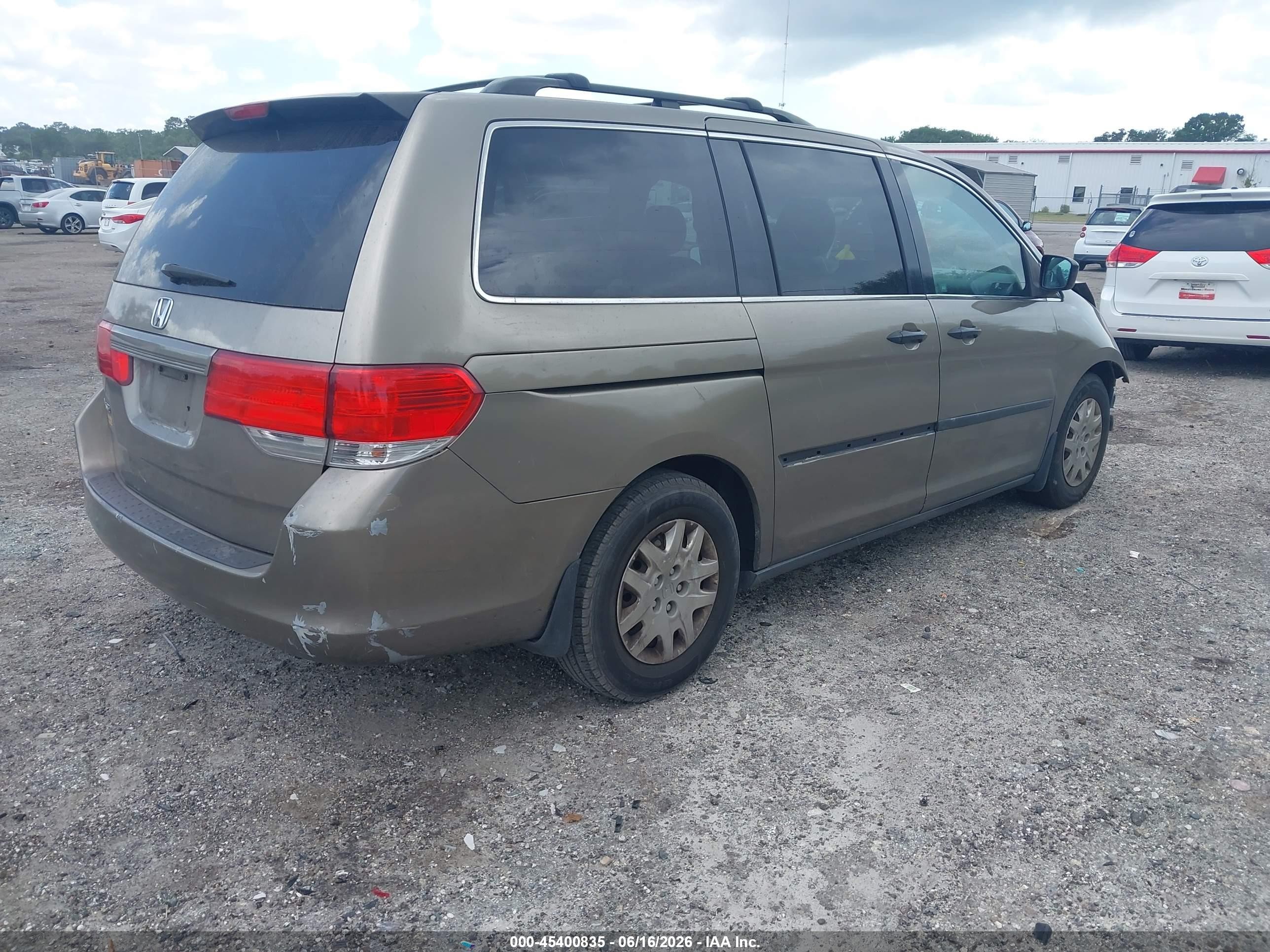2010 Honda Odyssey Lx Beige vin: 5FNRL3H24AB042552