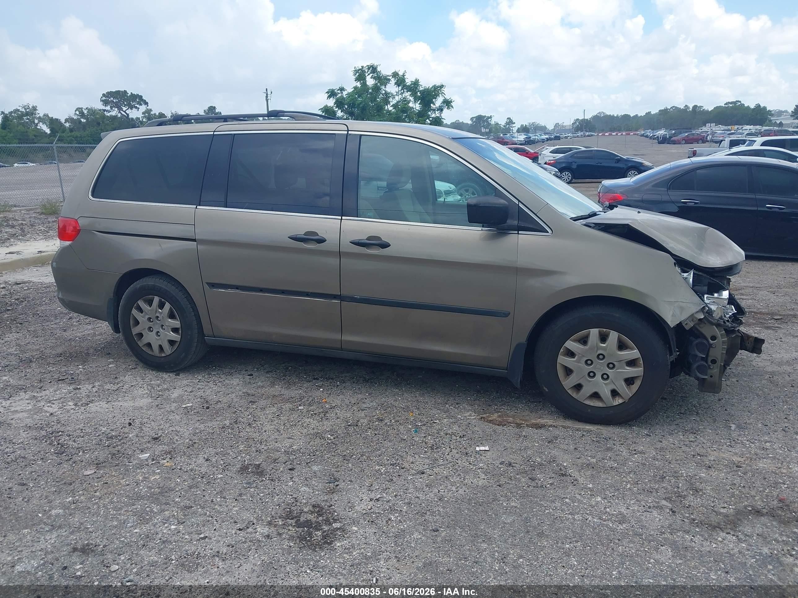 2010 Honda Odyssey Lx Beige vin: 5FNRL3H24AB042552