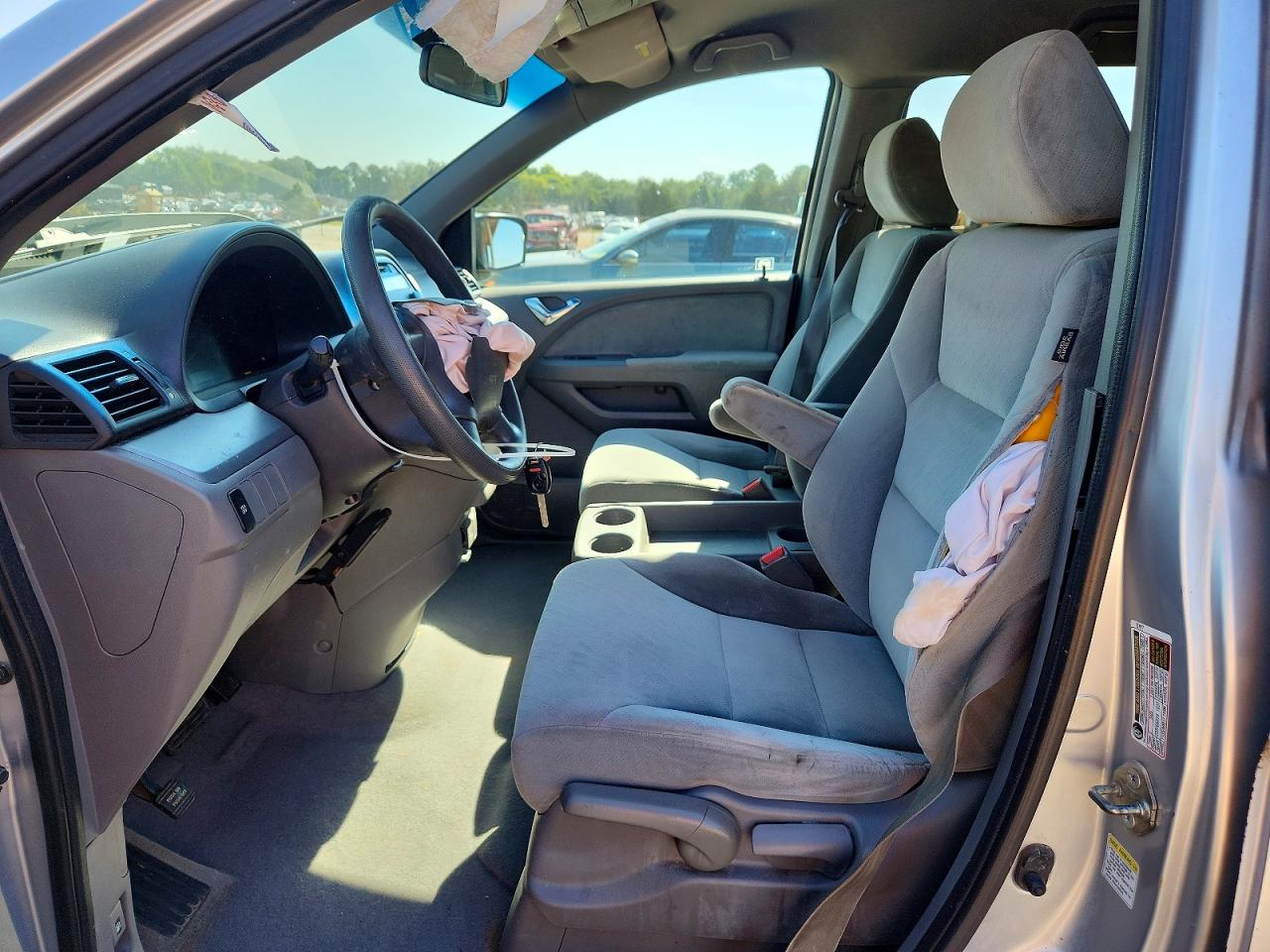 2010 Honda Odyssey Lx Silver vin: 5FNRL3H26AB026790
