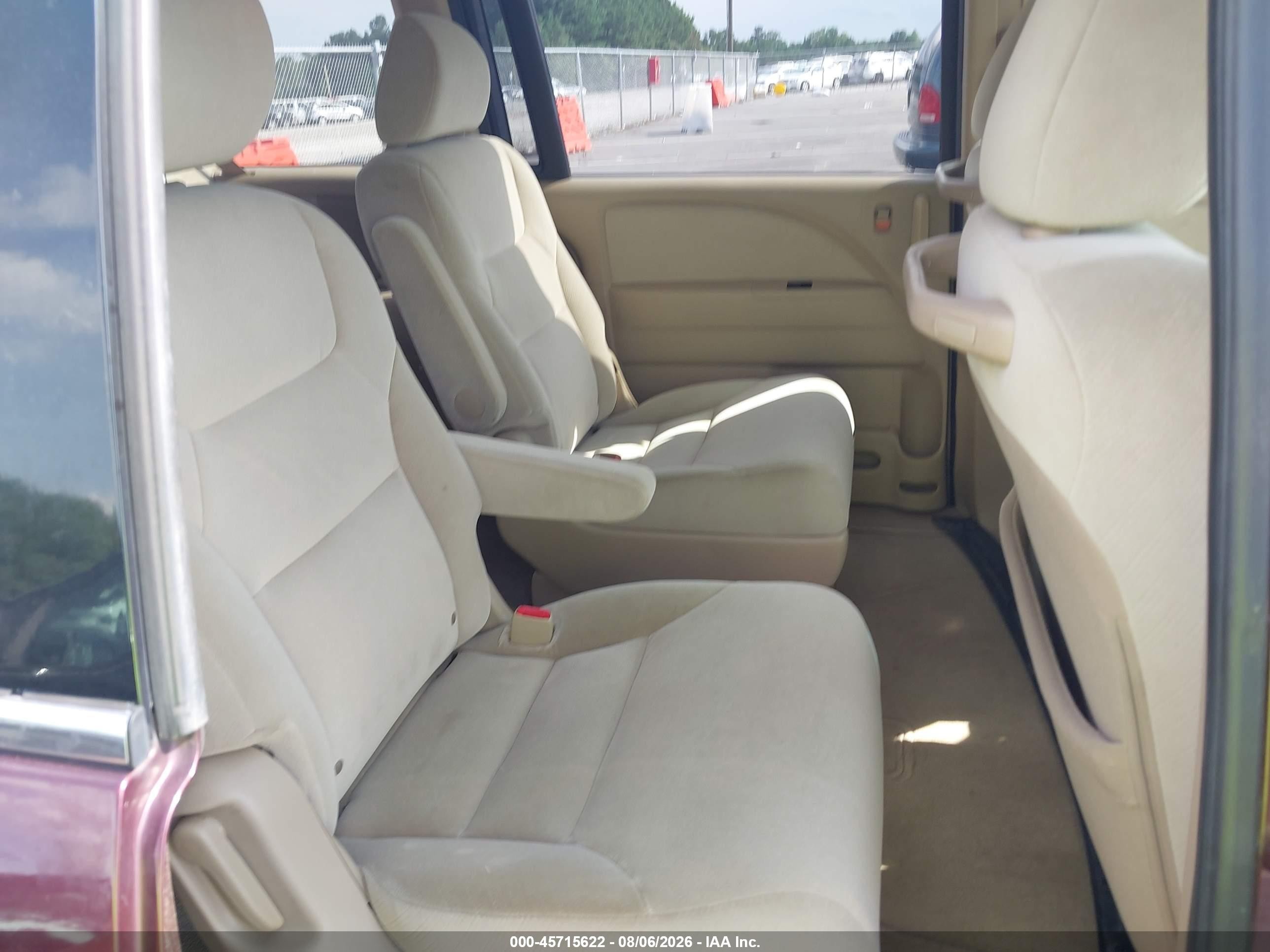 2010 Honda Odyssey Lx Burgundy vin: 5FNRL3H26AB112147