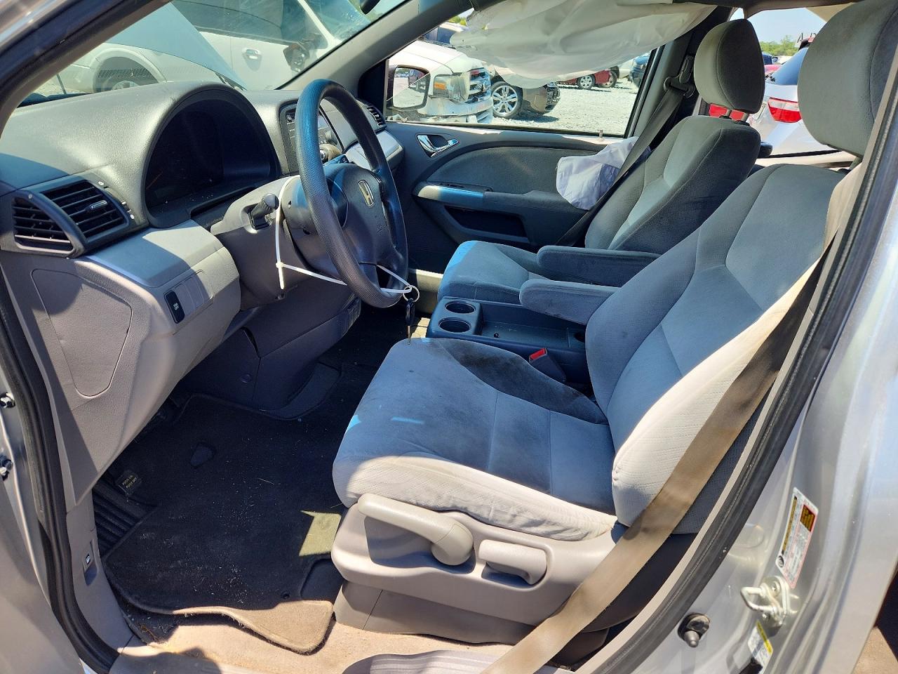 2010 Honda Odyssey Lx Gray vin: 5FNRL3H28AB022658