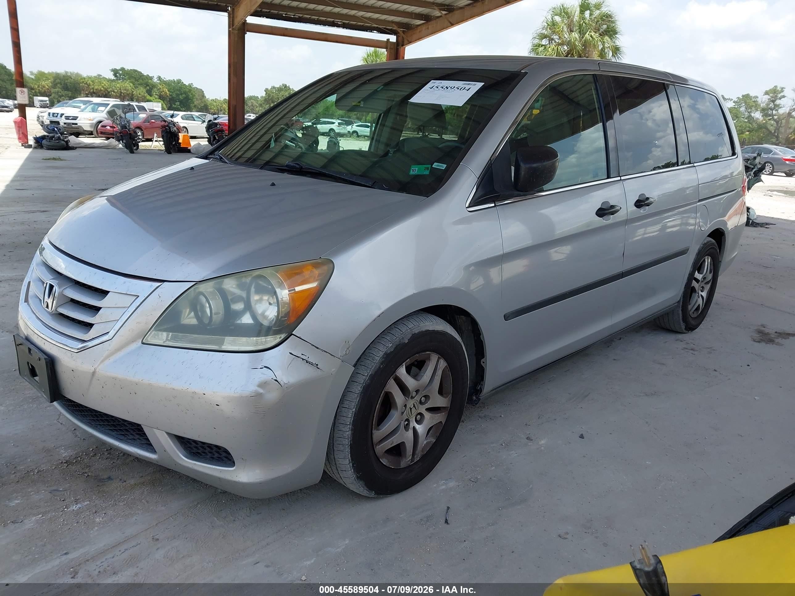 2010 Honda Odyssey Lx Silver vin: 5FNRL3H28AB053411