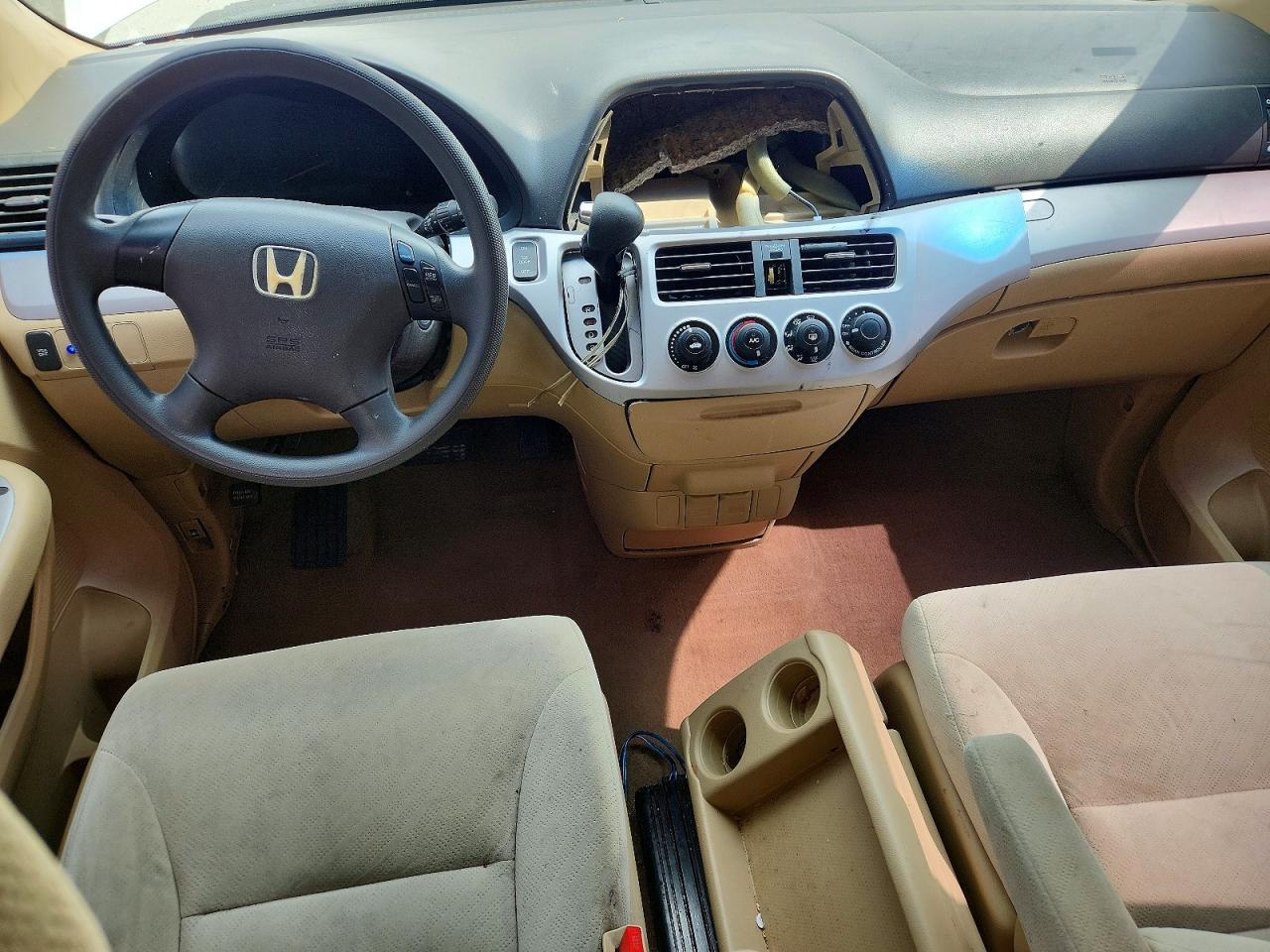 2010 Honda Odyssey Lx White vin: 5FNRL3H28AB090510