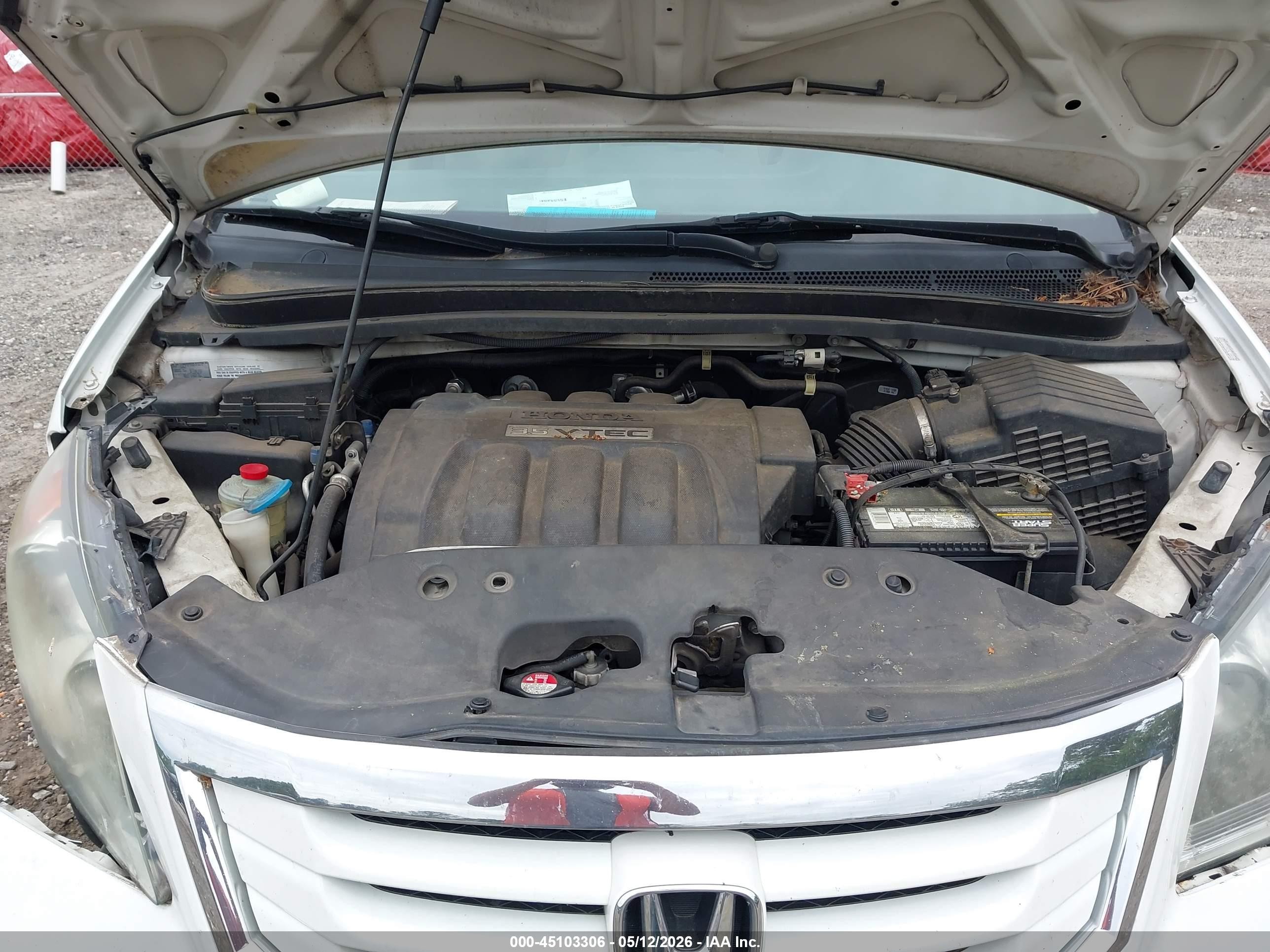 2010 Honda Odyssey Lx White vin: 5FNRL3H2XAB103113