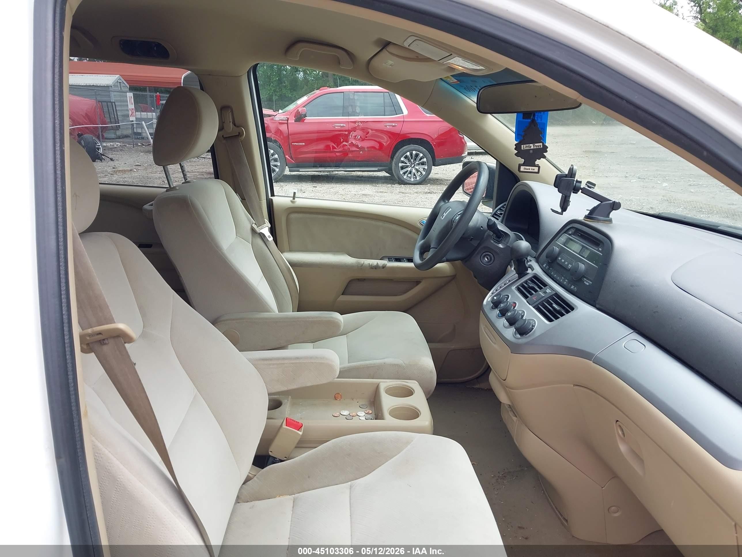 2010 Honda Odyssey Lx White vin: 5FNRL3H2XAB103113