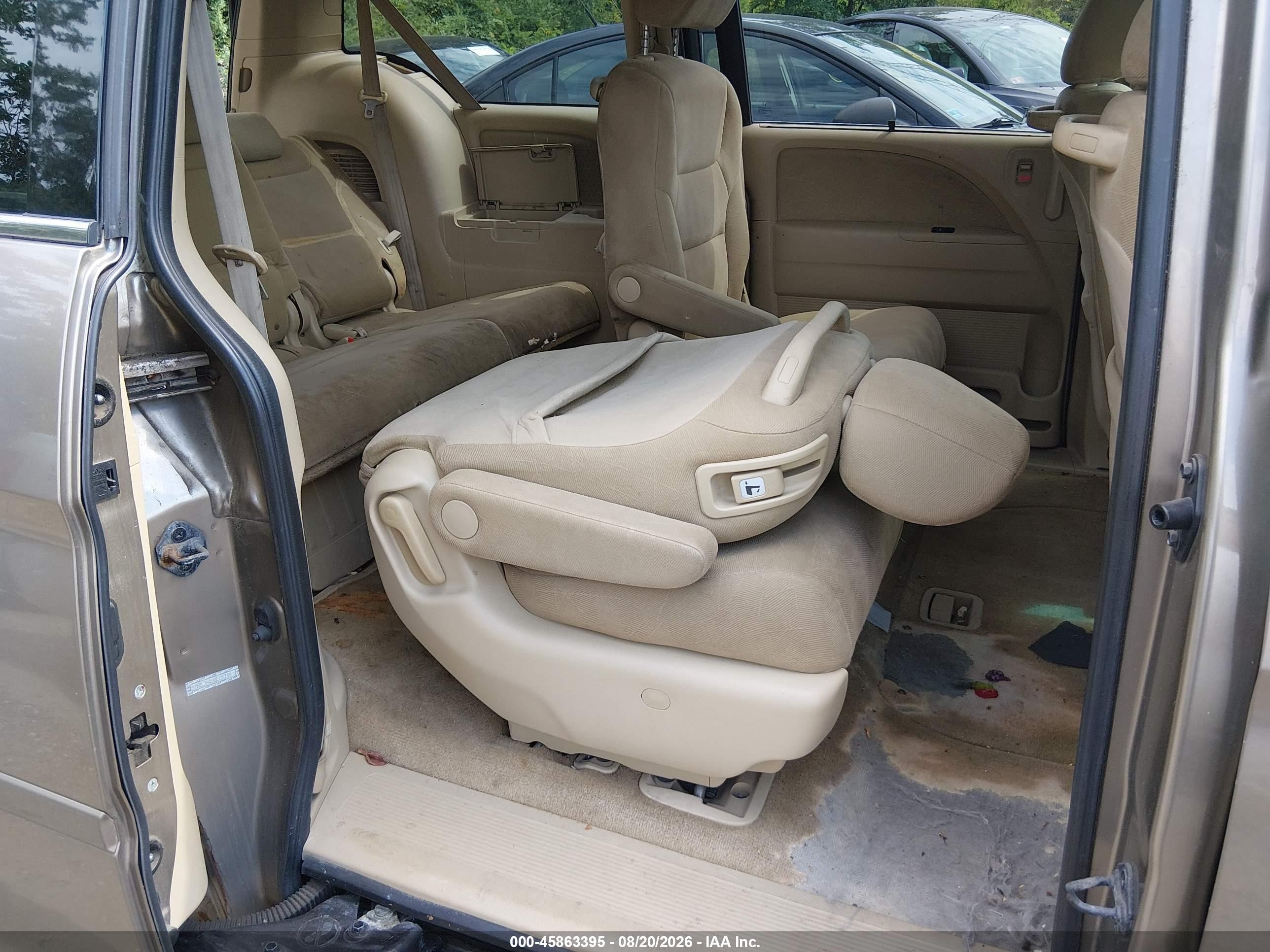 2010 Honda Odyssey Ex Beige vin: 5FNRL3H41AB005749