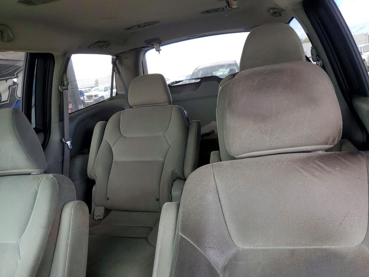 2010 Honda Odyssey Ex Silver vin: 5FNRL3H41AB009929