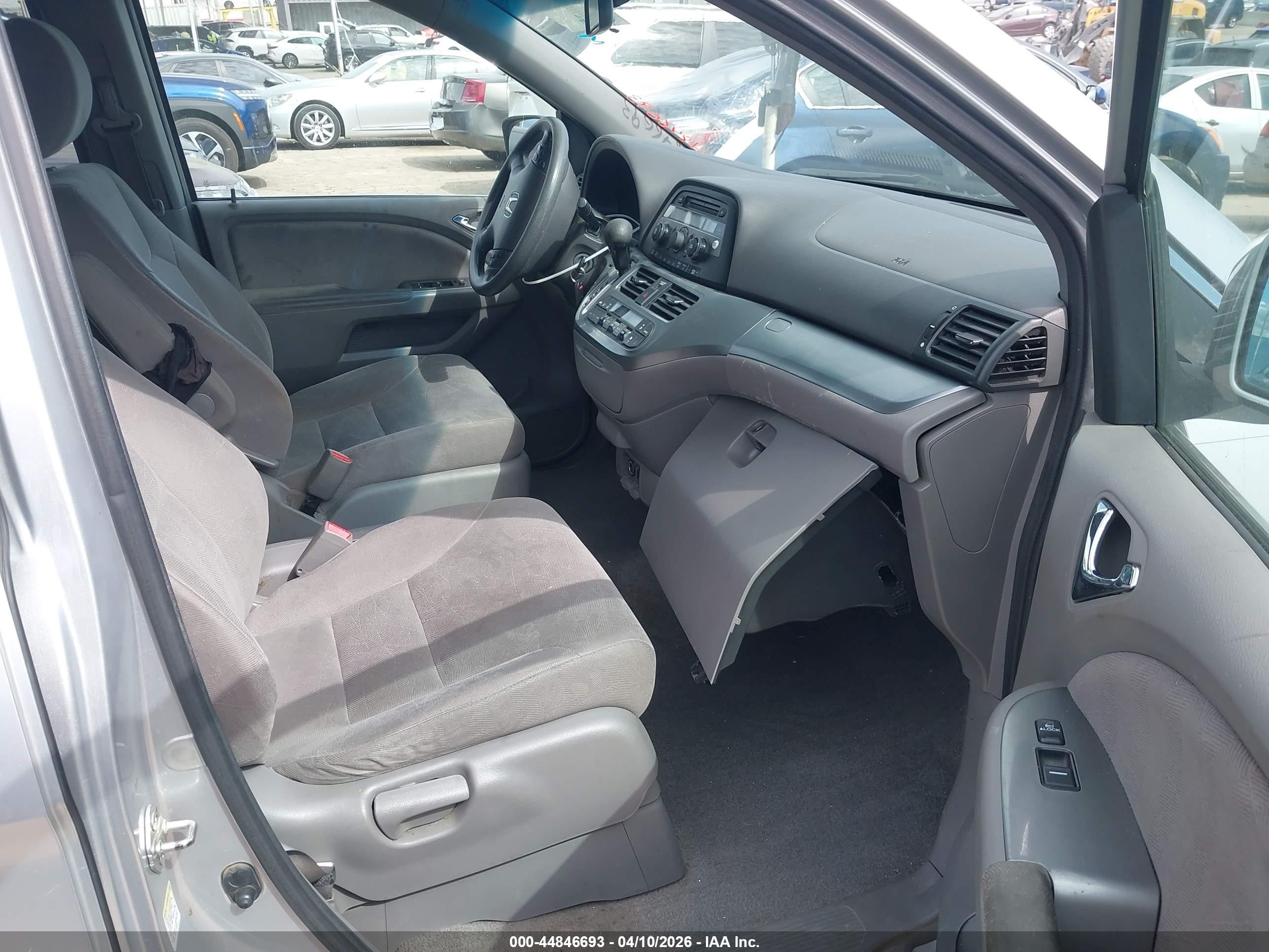 2010 Honda Odyssey Ex Gray vin: 5FNRL3H41AB012670