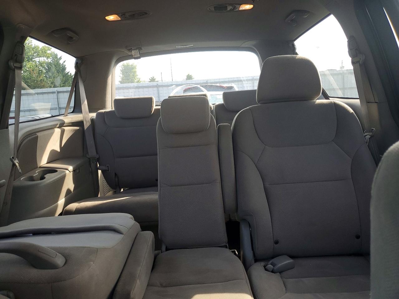 2010 Honda Odyssey Ex Silver vin: 5FNRL3H41AB069094