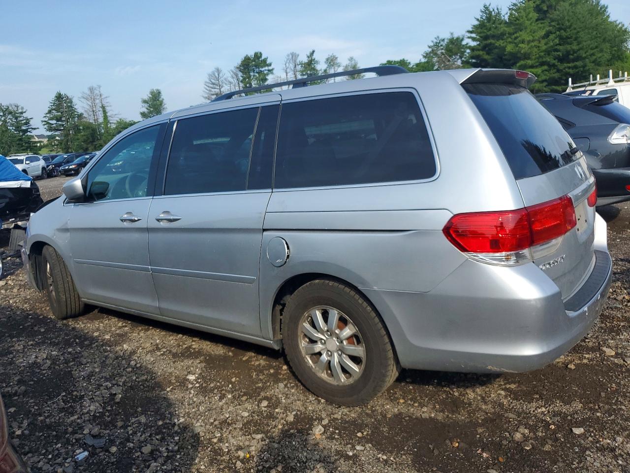 2010 Honda Odyssey Ex Silver vin: 5FNRL3H41AB069094
