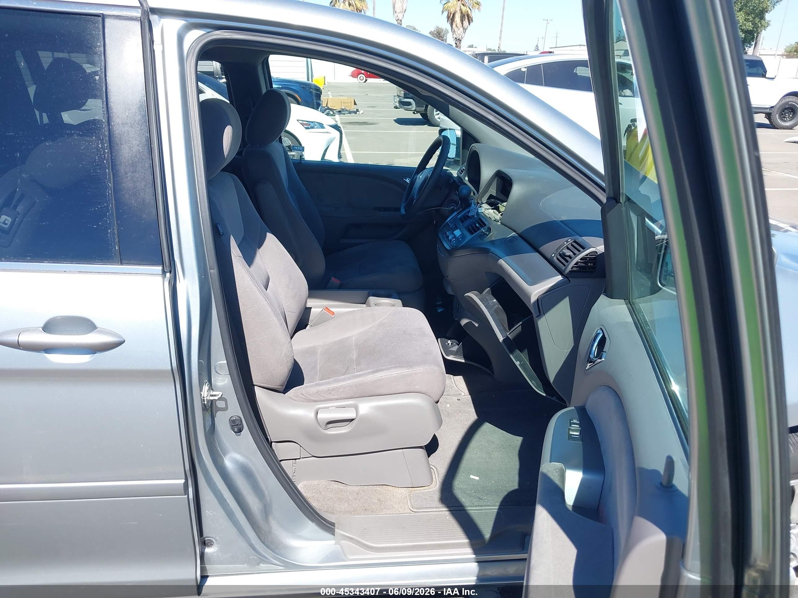 2010 Honda Odyssey Ex Light Blue vin: 5FNRL3H41AB091659