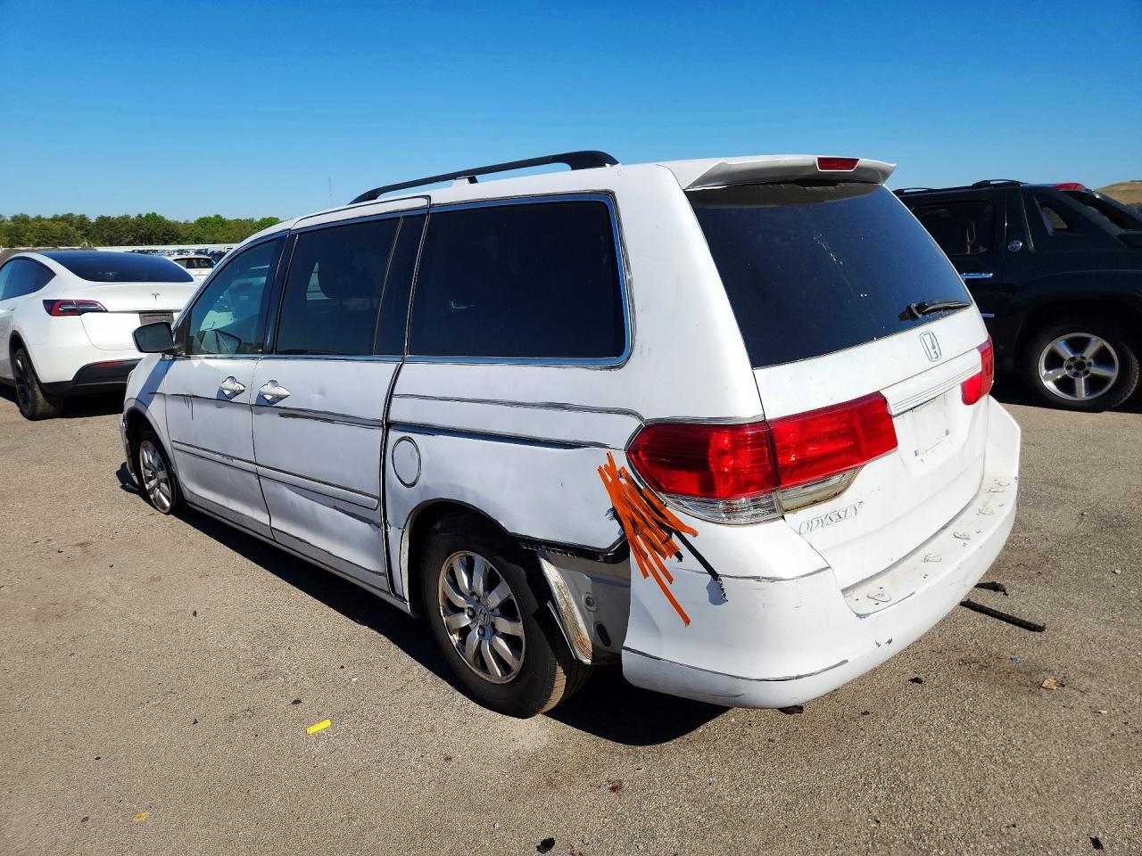 2010 Honda Odyssey Белый vin: 5FNRL3H41AB112302