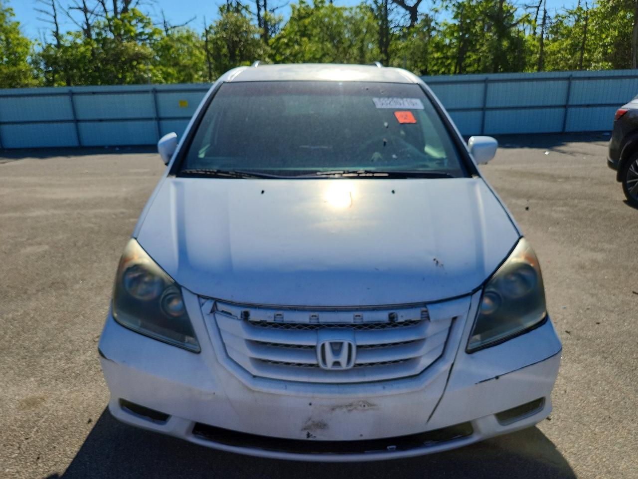 2010 Honda Odyssey Белый vin: 5FNRL3H41AB112302