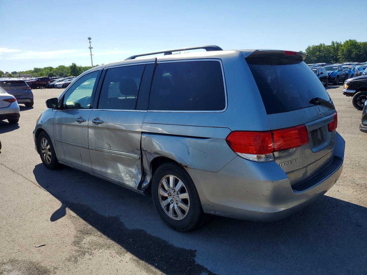 2010 Honda Odyssey Ex Silver vin: 5FNRL3H42AB077690