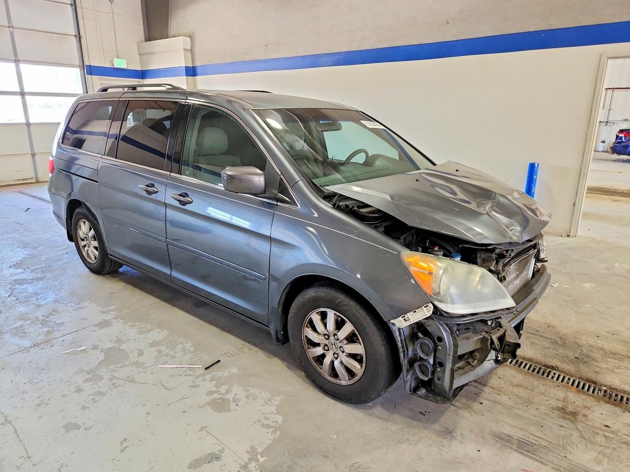 2010 Honda Odyssey Ex Gray vin: 5FNRL3H44AB099934