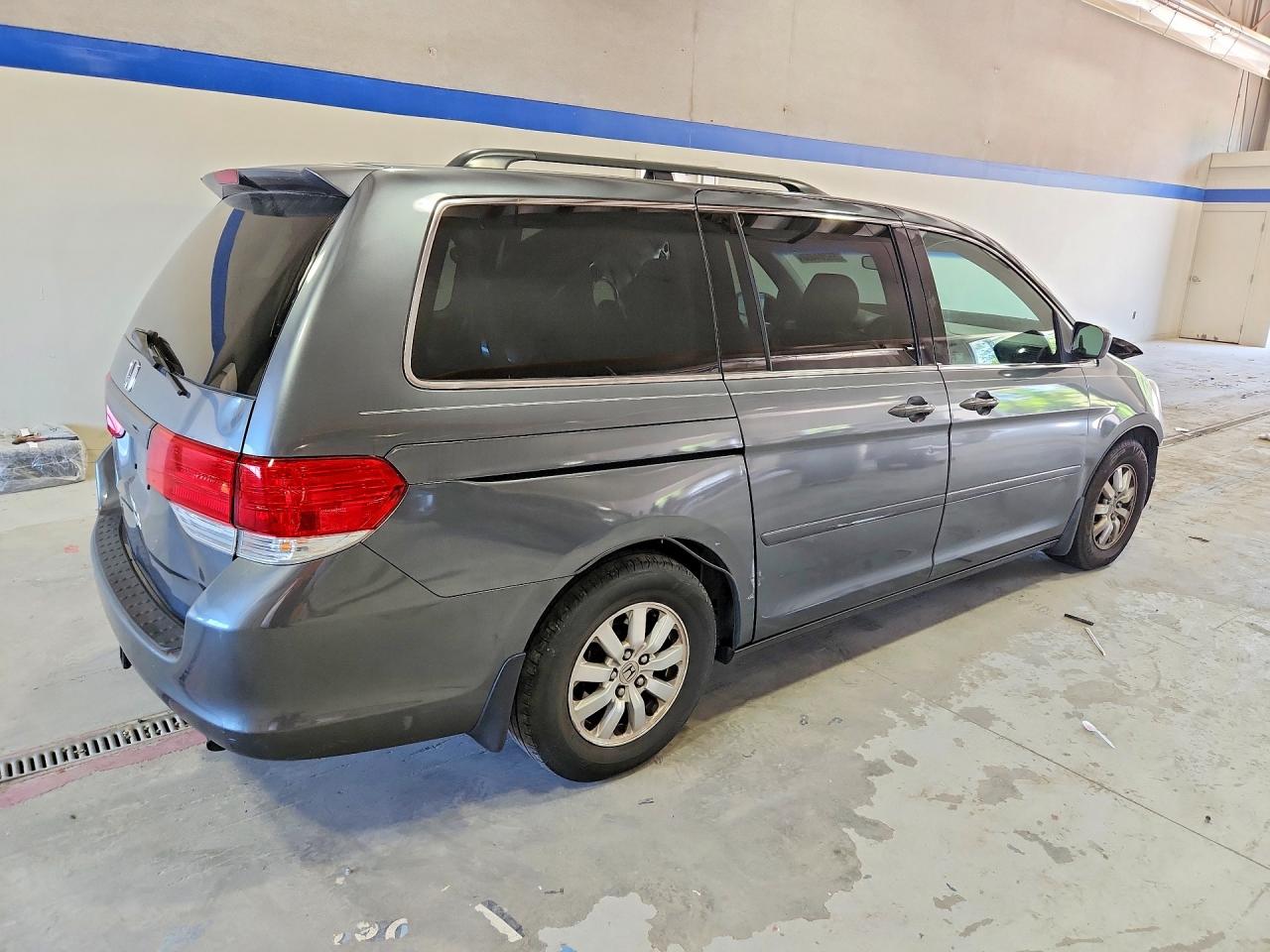 2010 Honda Odyssey Ex Gray vin: 5FNRL3H44AB099934