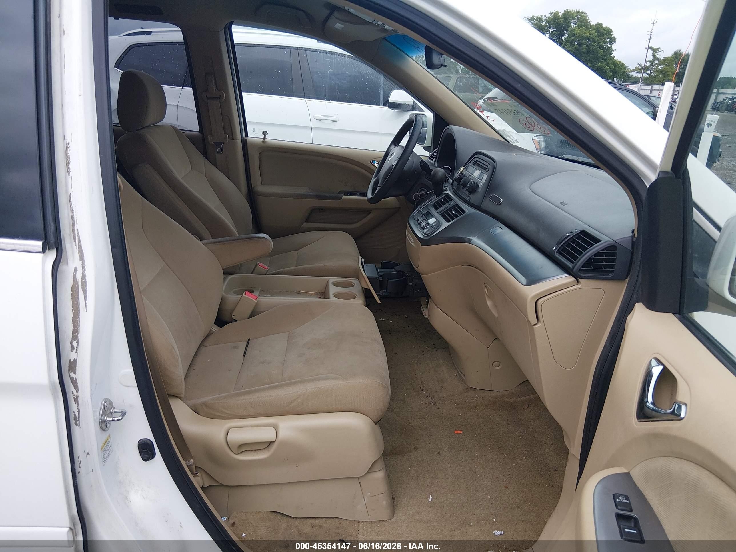 2010 Honda Odyssey Ex White vin: 5FNRL3H44AB100046