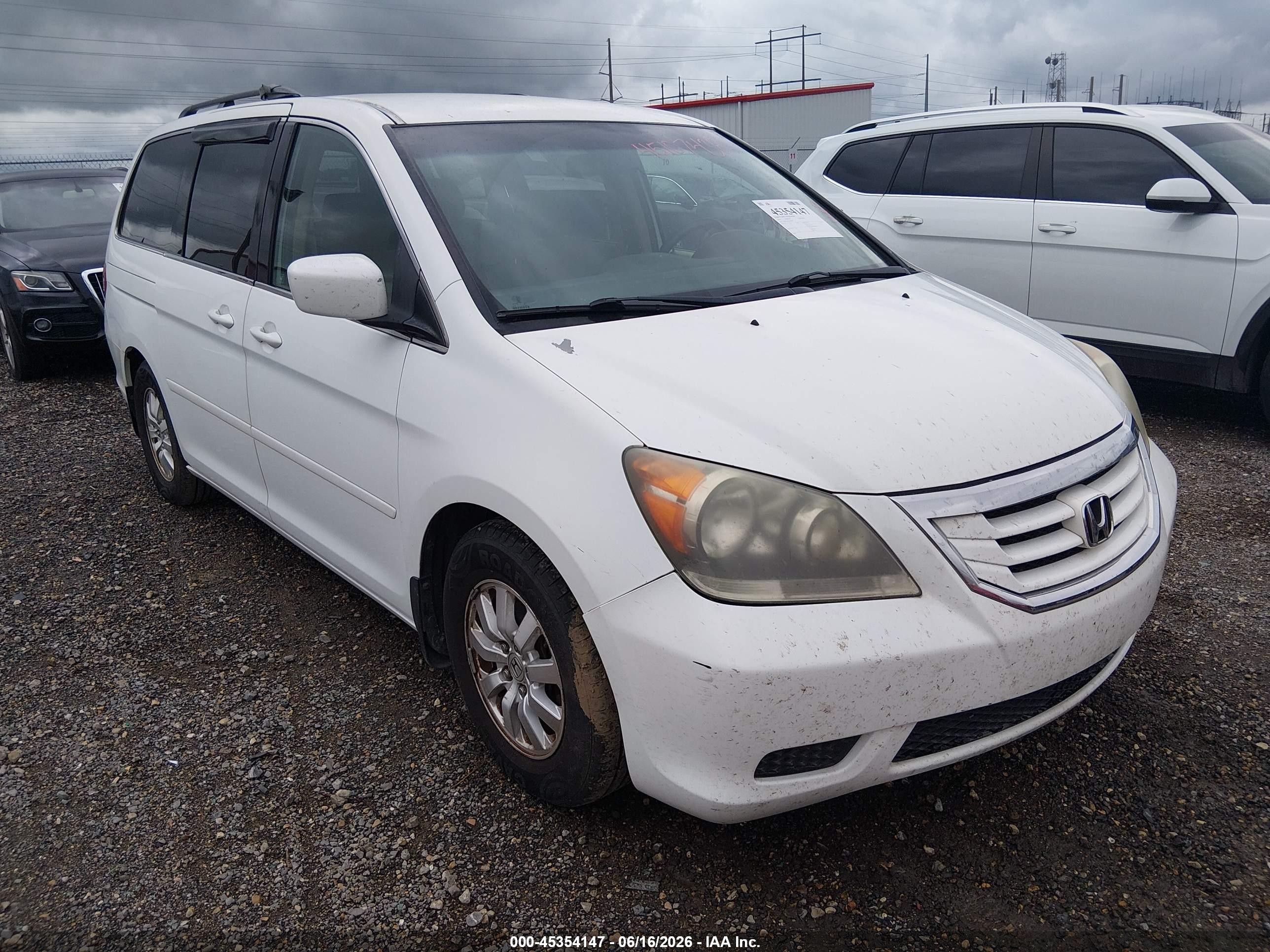 2010 Honda Odyssey Ex White vin: 5FNRL3H44AB100046