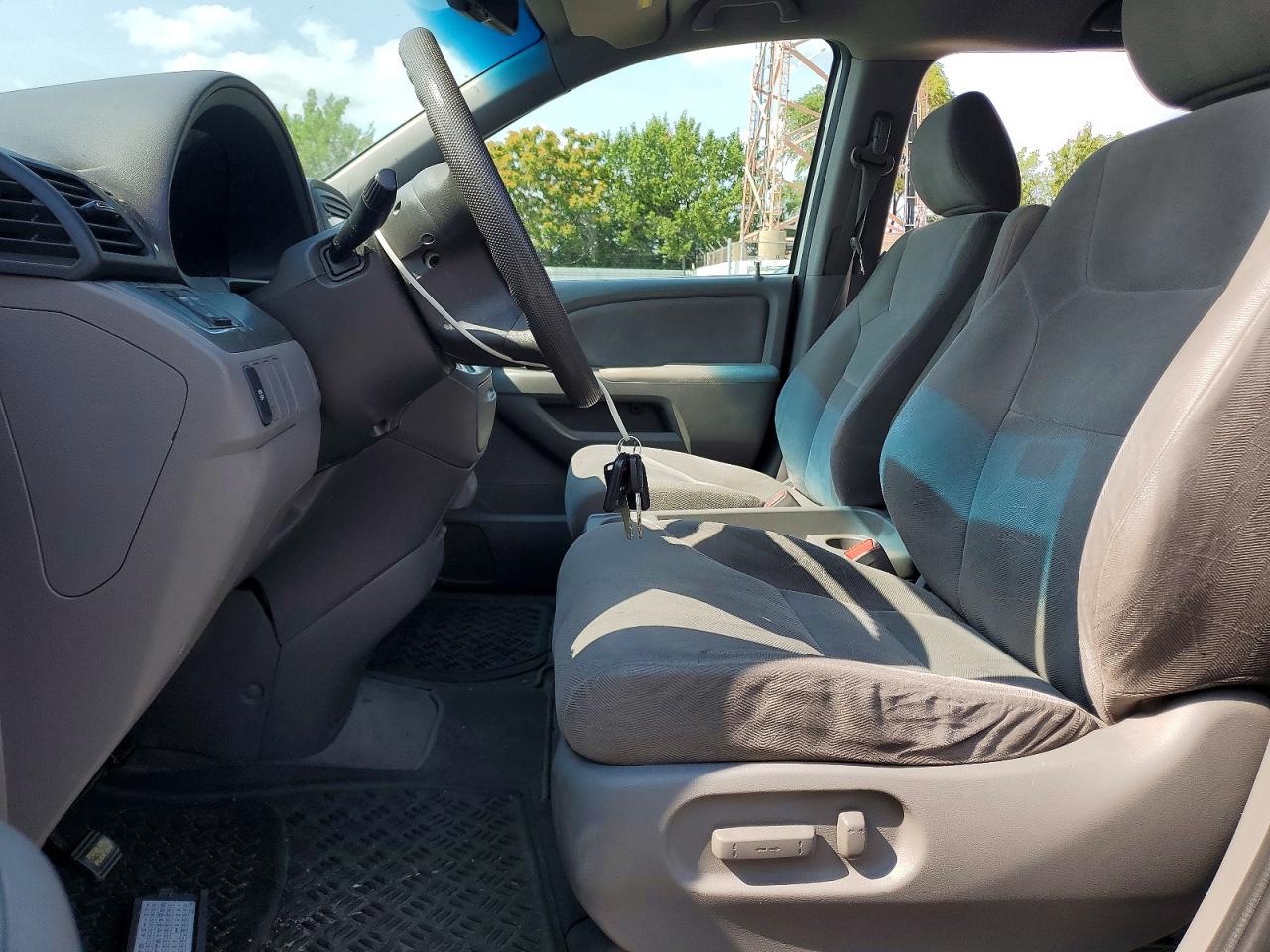 2010 Honda Odyssey Ex Silver vin: 5FNRL3H45AB012669