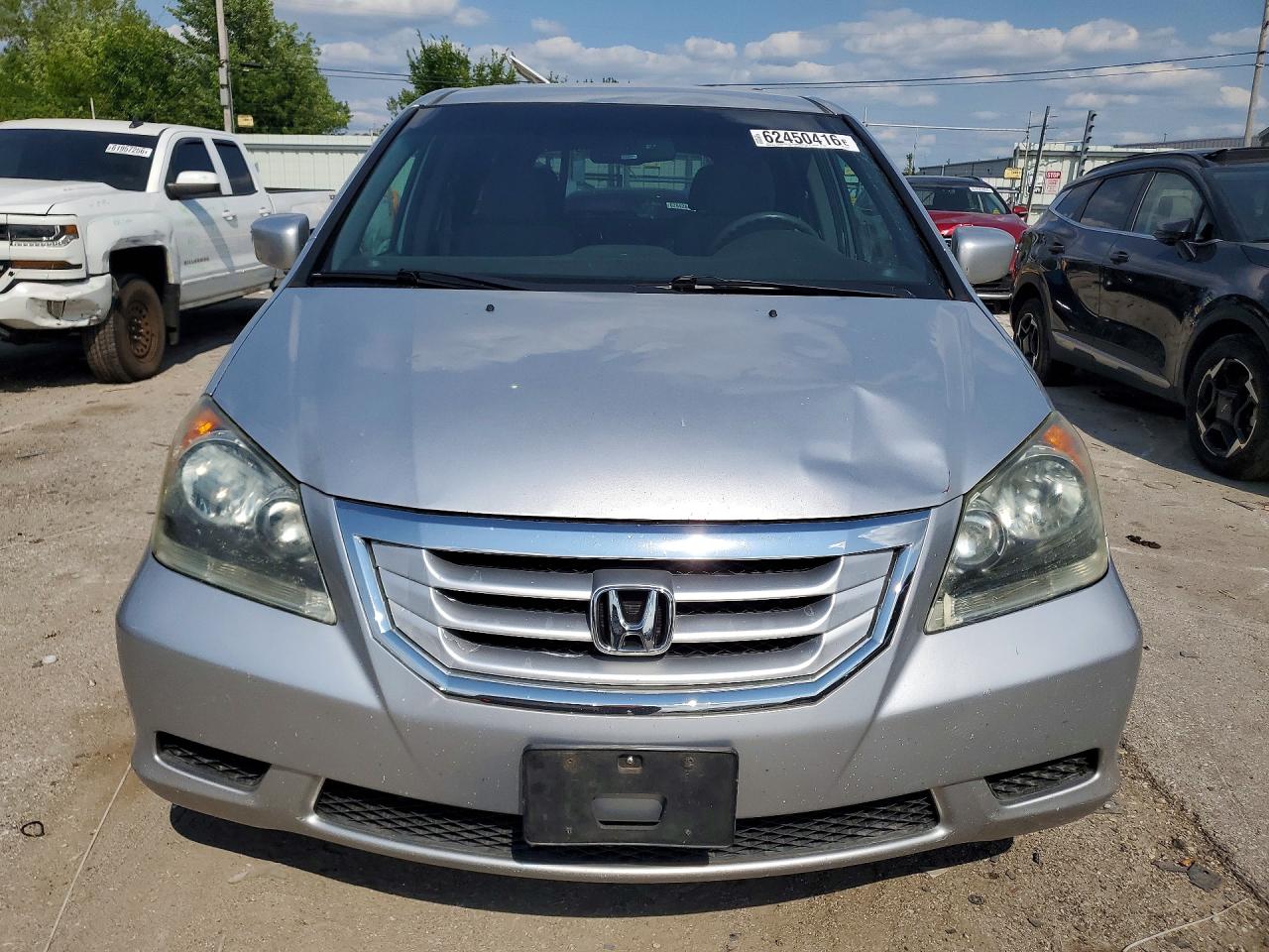 2010 Honda Odyssey Ex Silver vin: 5FNRL3H45AB012669