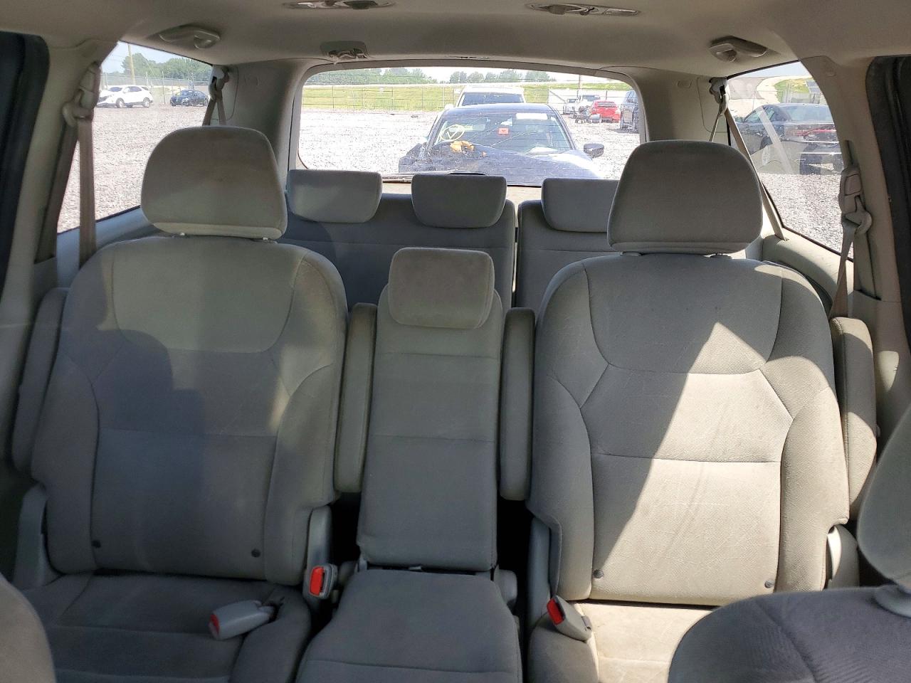 2010 Honda Odyssey Ex Silver vin: 5FNRL3H45AB075044