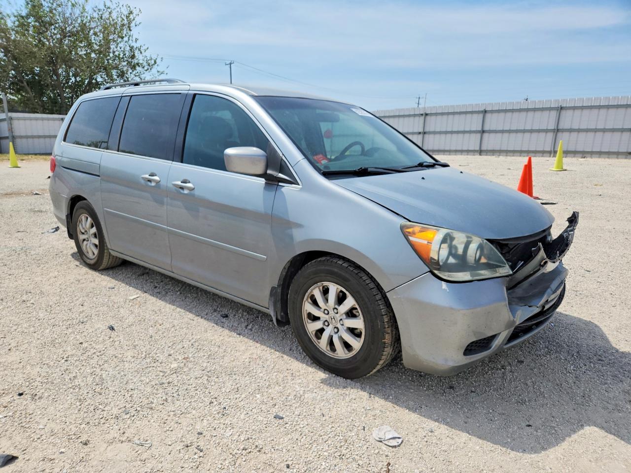 2010 Honda Odyssey Ex Silver vin: 5FNRL3H45AB077568