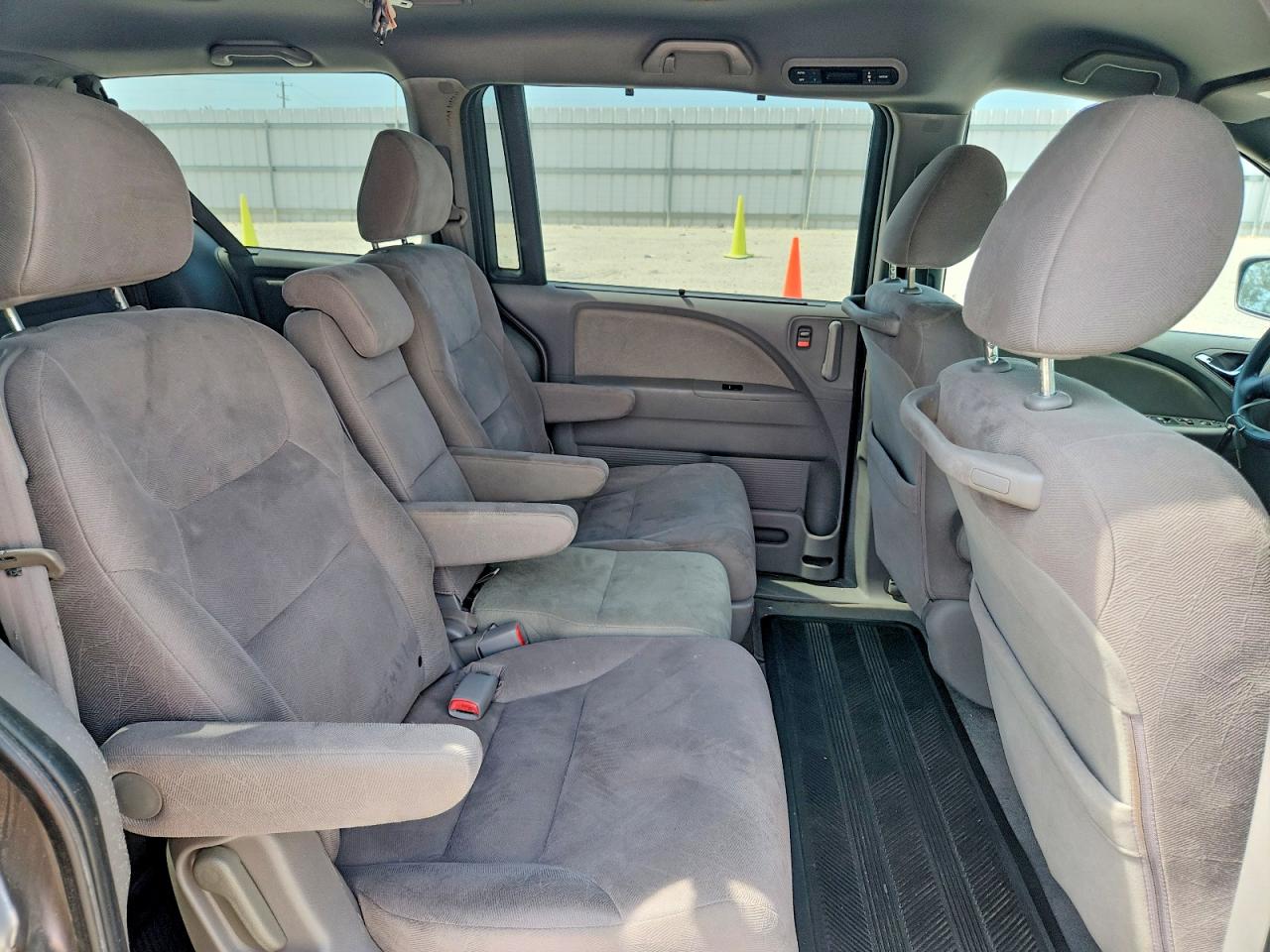 2010 Honda Odyssey Ex Silver vin: 5FNRL3H45AB077568