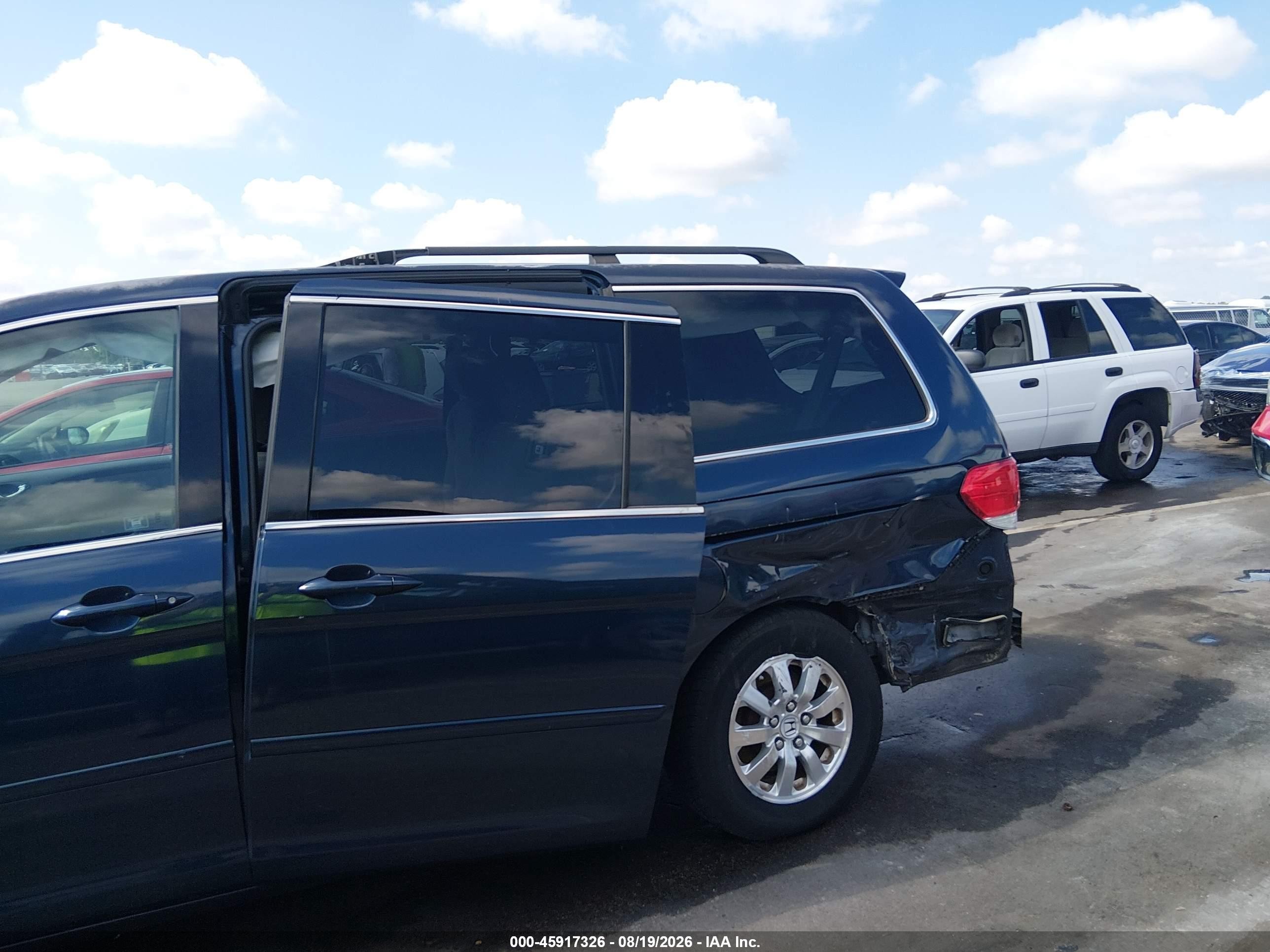 2010 Honda Odyssey Ex Blue vin: 5FNRL3H45AB084598