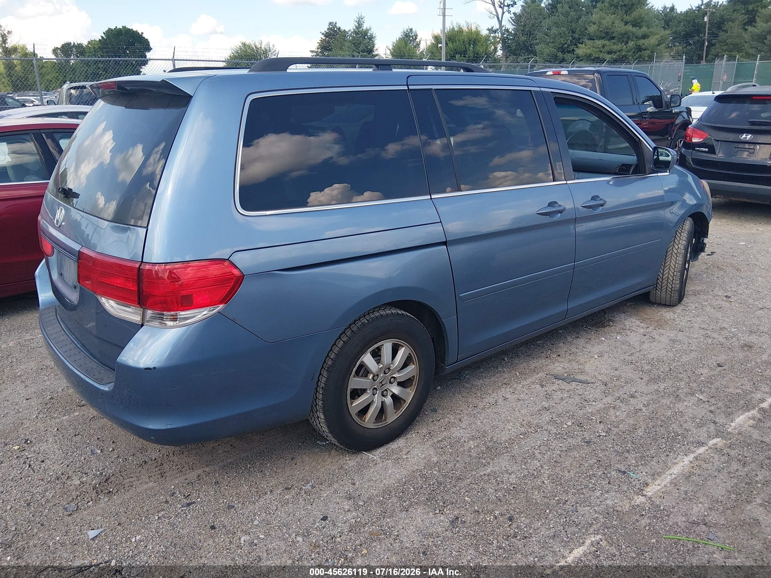 2010 Honda Odyssey Ex Blue vin: 5FNRL3H46AB009005
