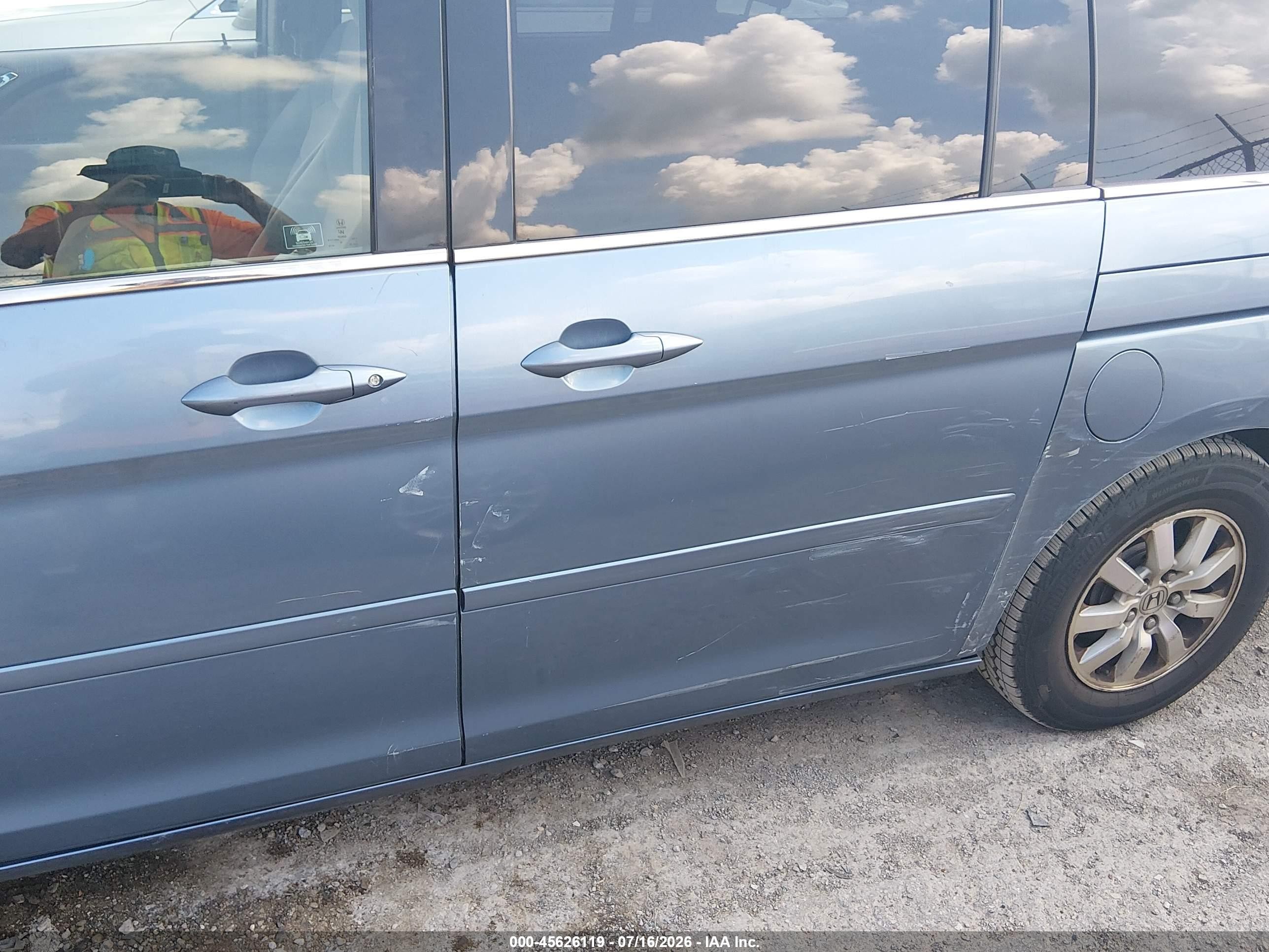 2010 Honda Odyssey Ex Blue vin: 5FNRL3H46AB009005
