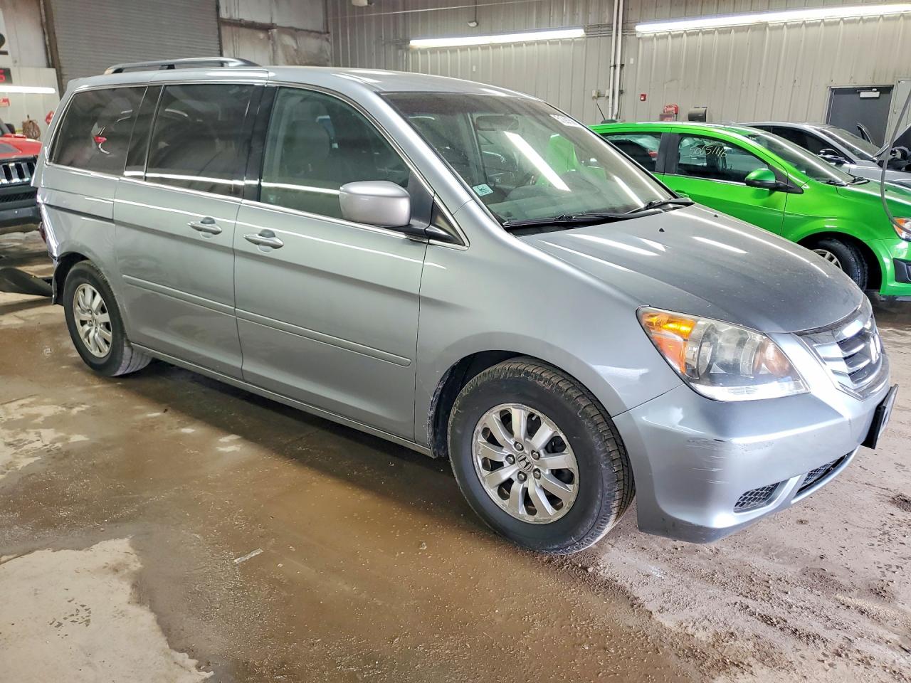 2010 Honda Odyssey Ex Silver vin: 5FNRL3H46AB013894