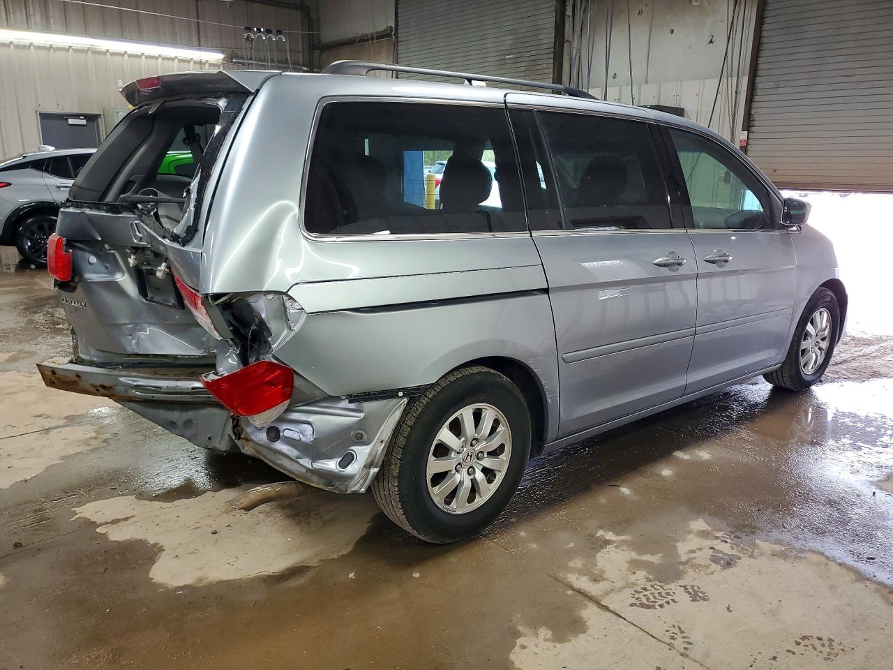 2010 Honda Odyssey Ex Silver vin: 5FNRL3H46AB013894