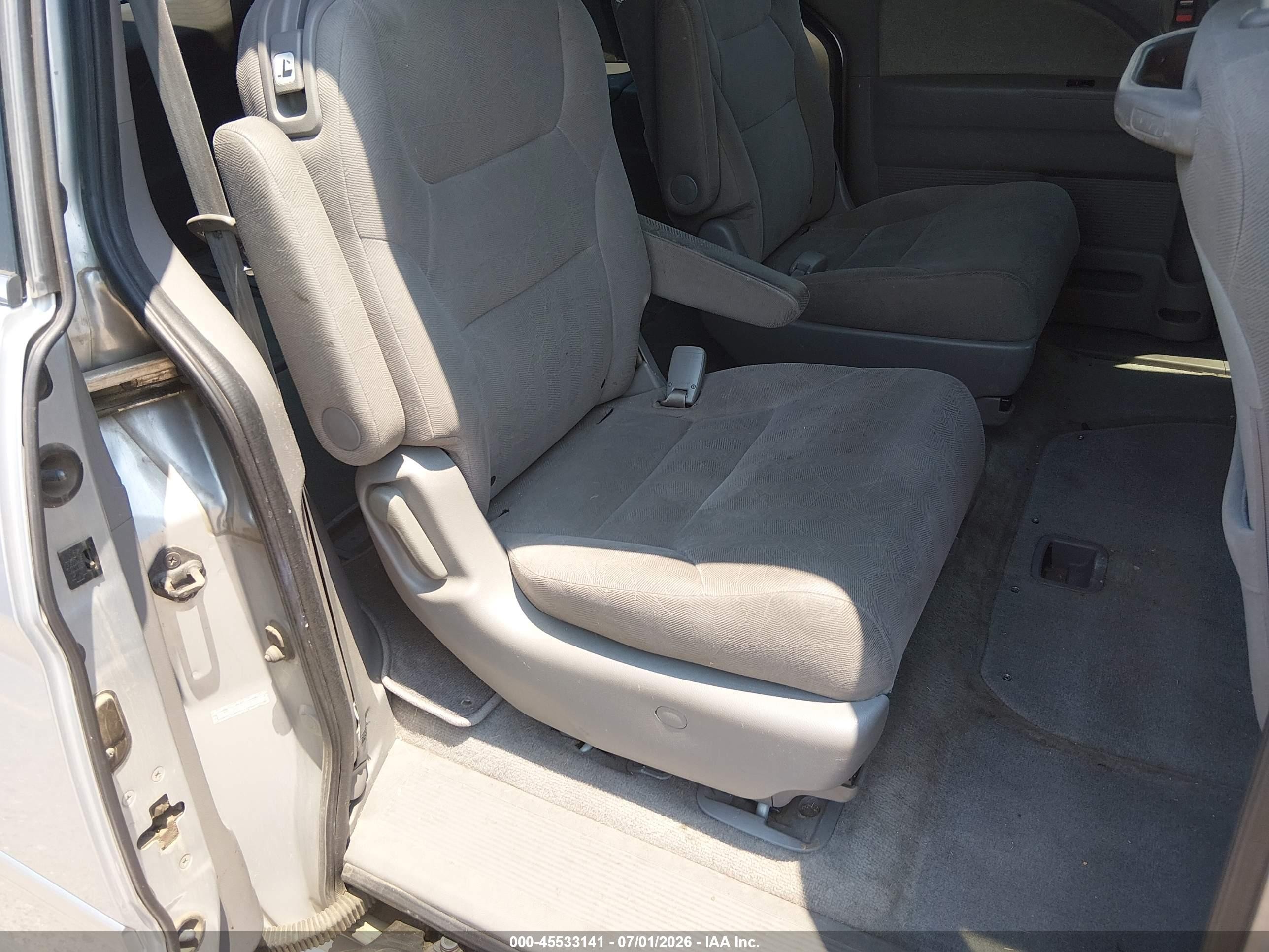 2010 Honda Odyssey Ex Серебряный vin: 5FNRL3H46AB030551