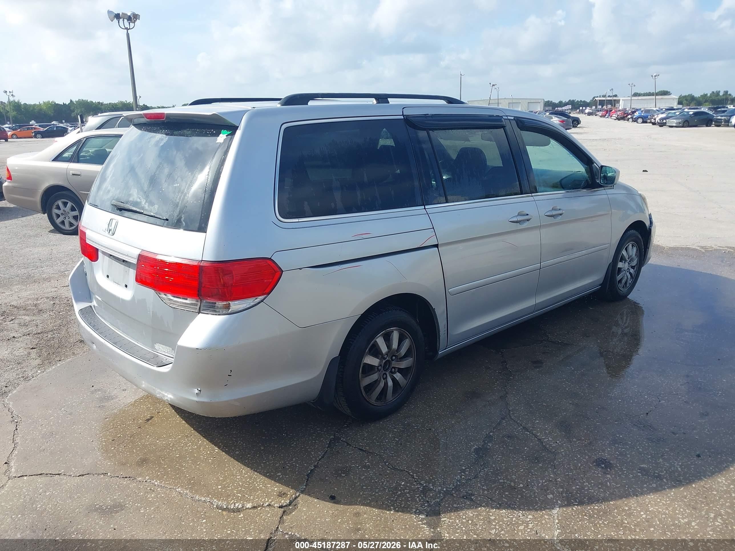 2010 Honda Odyssey Ex Silver vin: 5FNRL3H46AB068961