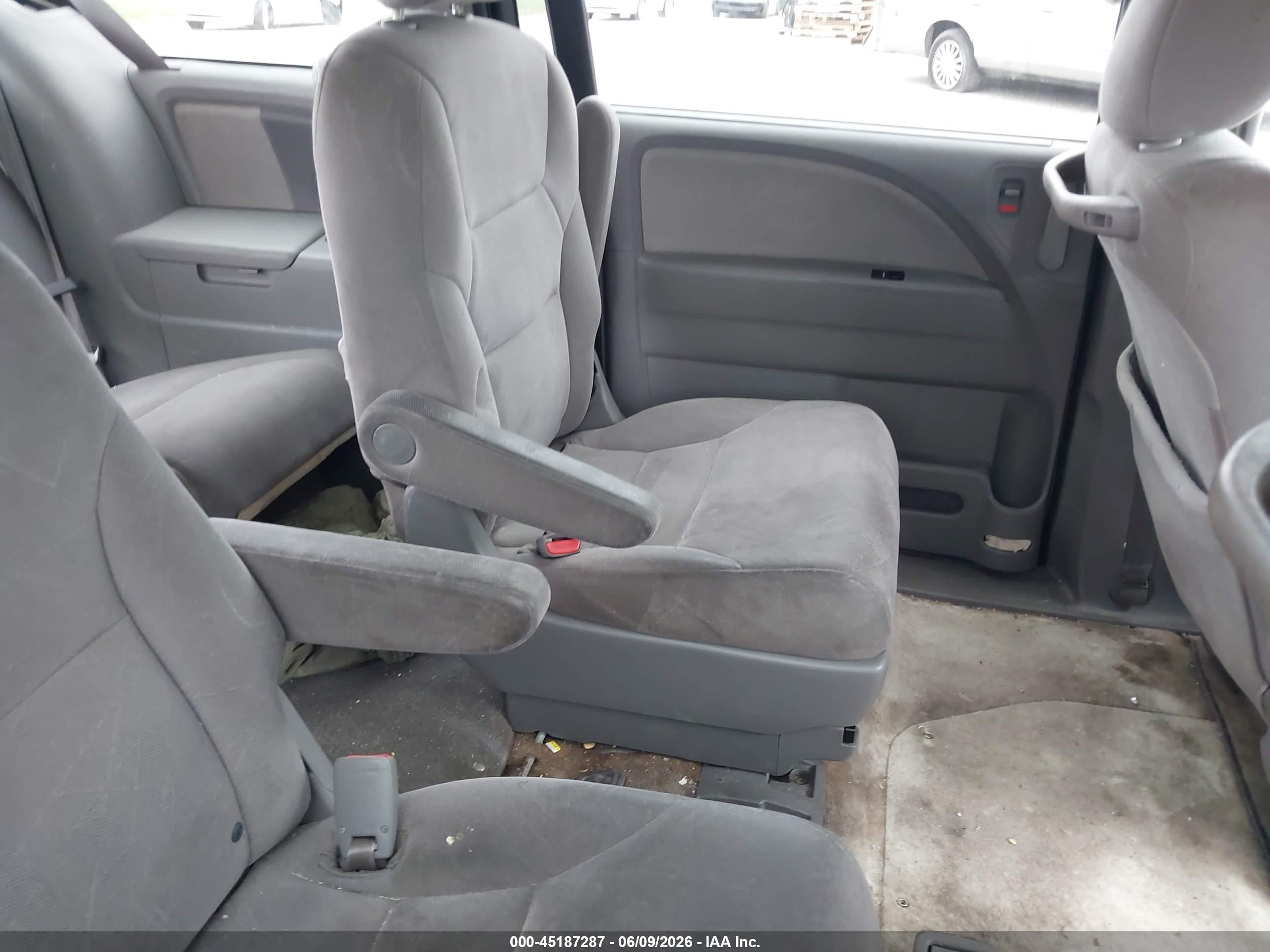 2010 Honda Odyssey Ex Silver vin: 5FNRL3H46AB068961