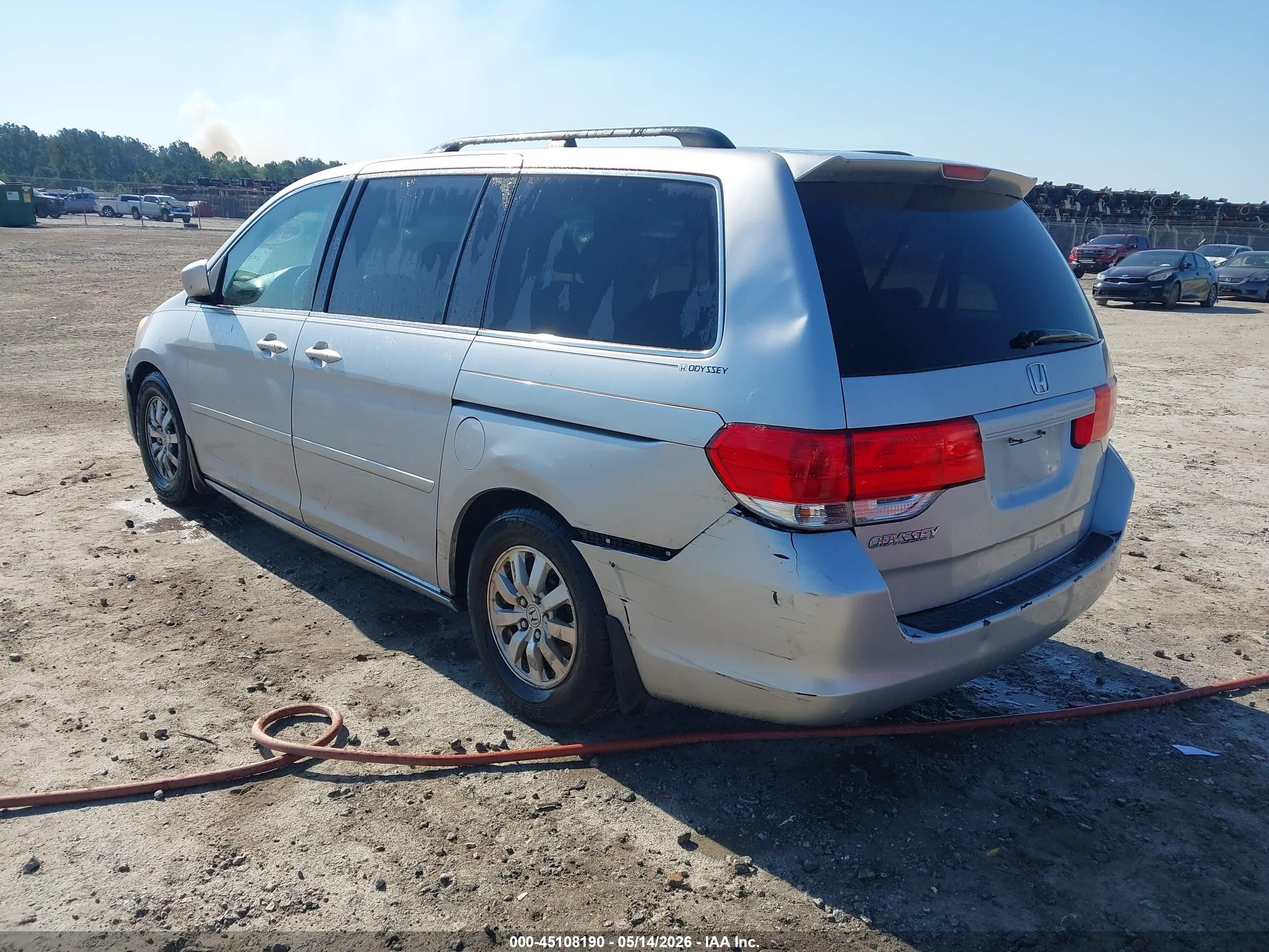 2010 Honda Odyssey Ex Silver vin: 5FNRL3H47AB043860