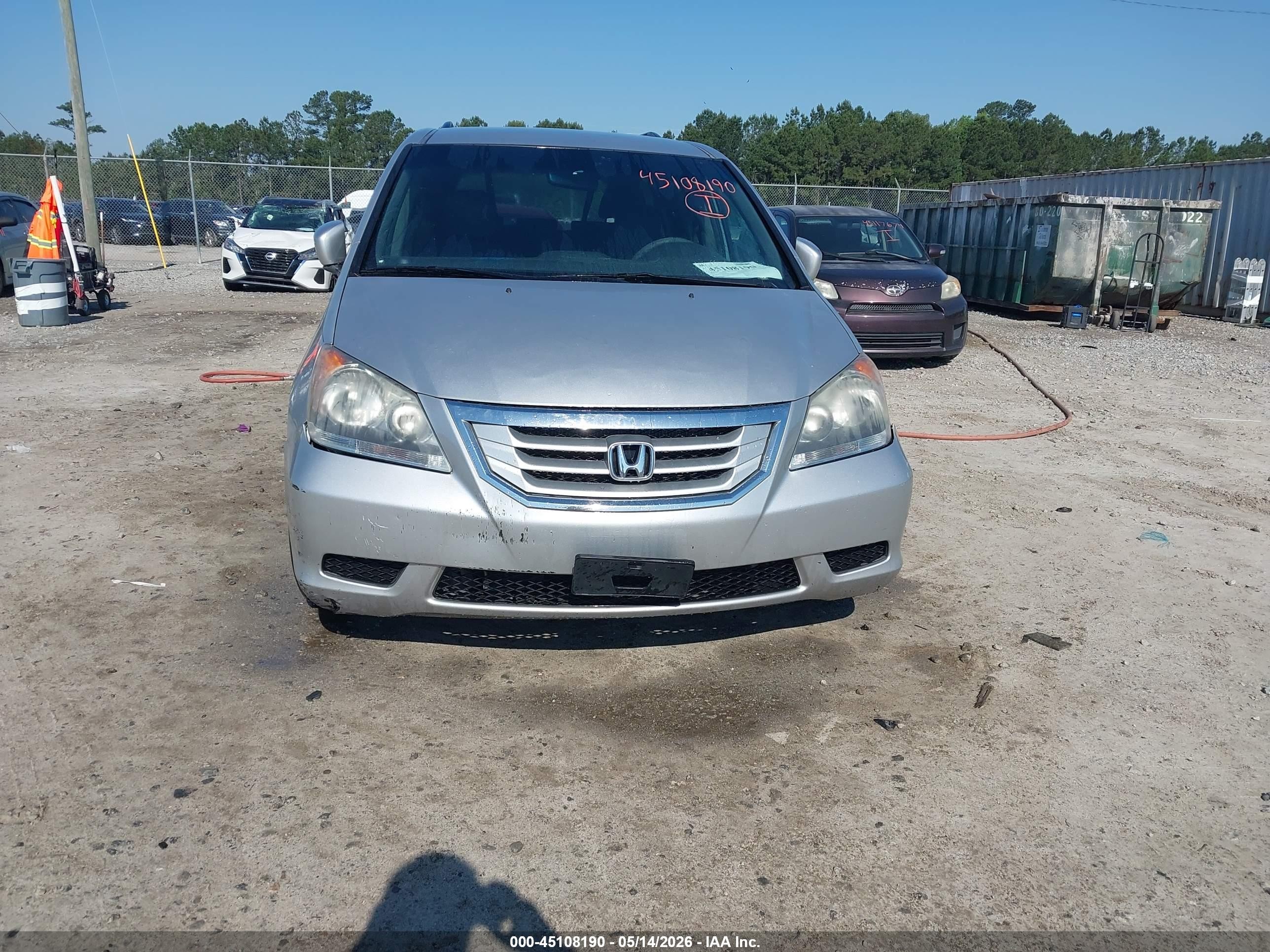 2010 Honda Odyssey Ex Silver vin: 5FNRL3H47AB043860