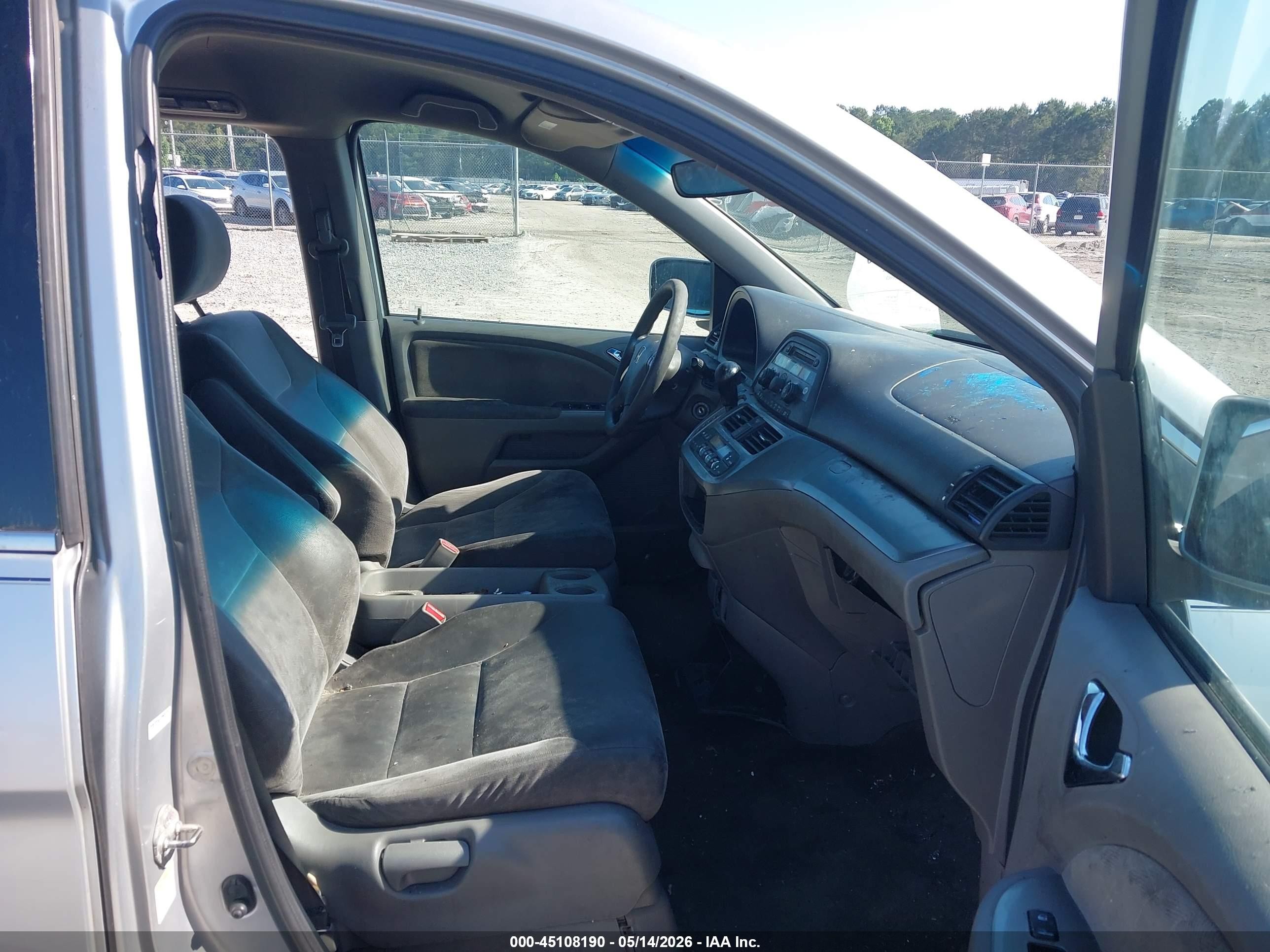 2010 Honda Odyssey Ex Silver vin: 5FNRL3H47AB043860