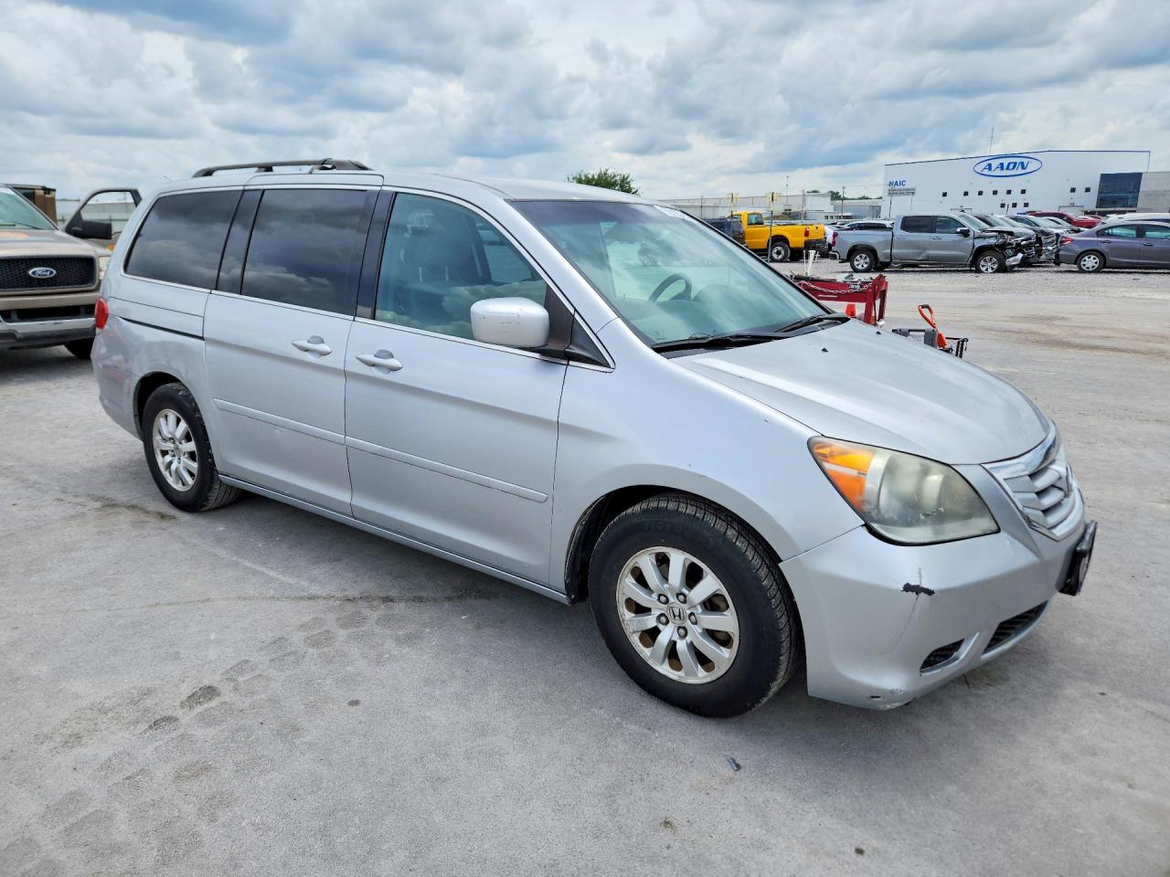 2010 Hond Odyssey Silver vin: 5FNRL3H47AB106861