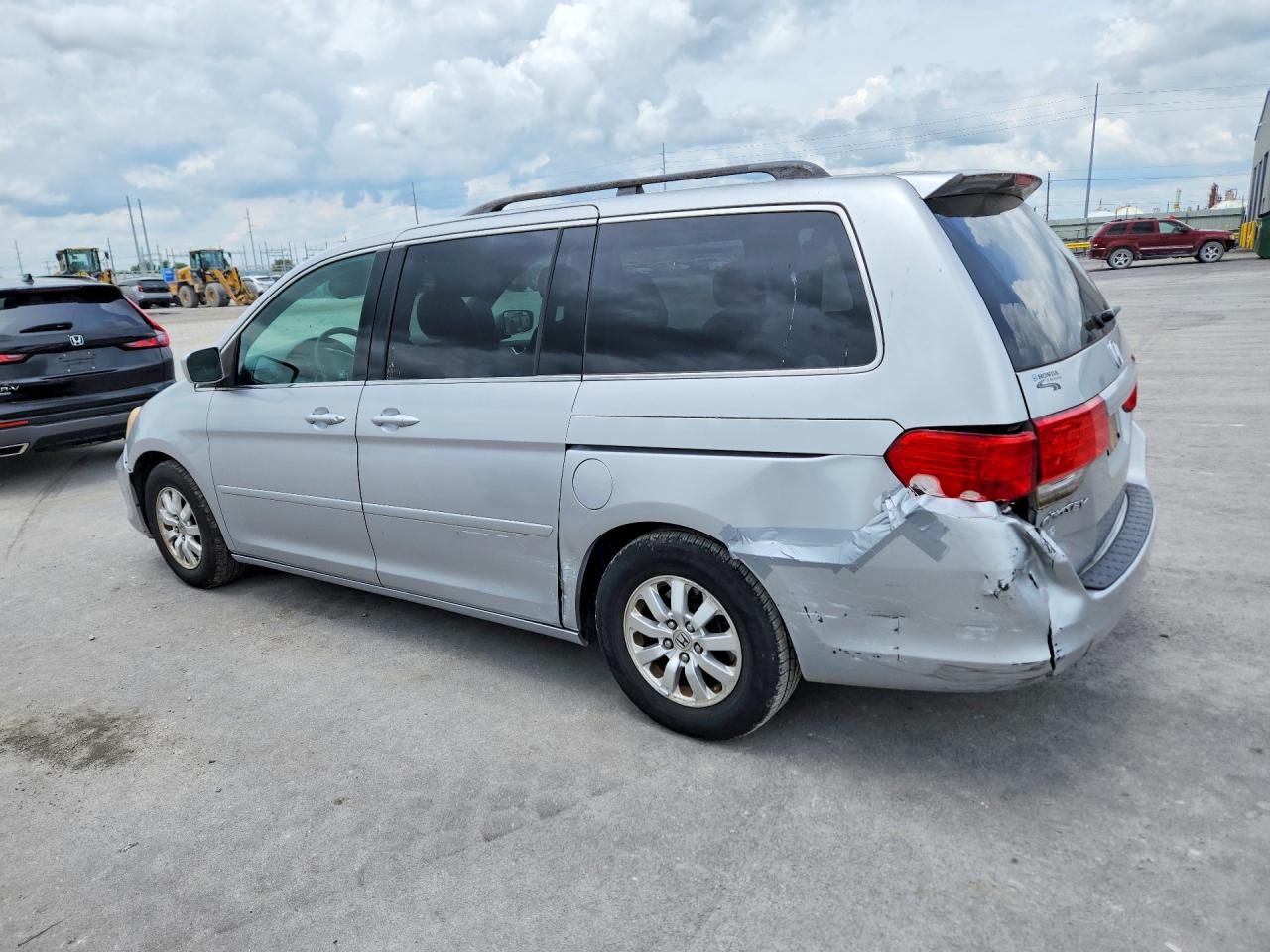 2010 Hond Odyssey Silver vin: 5FNRL3H47AB106861