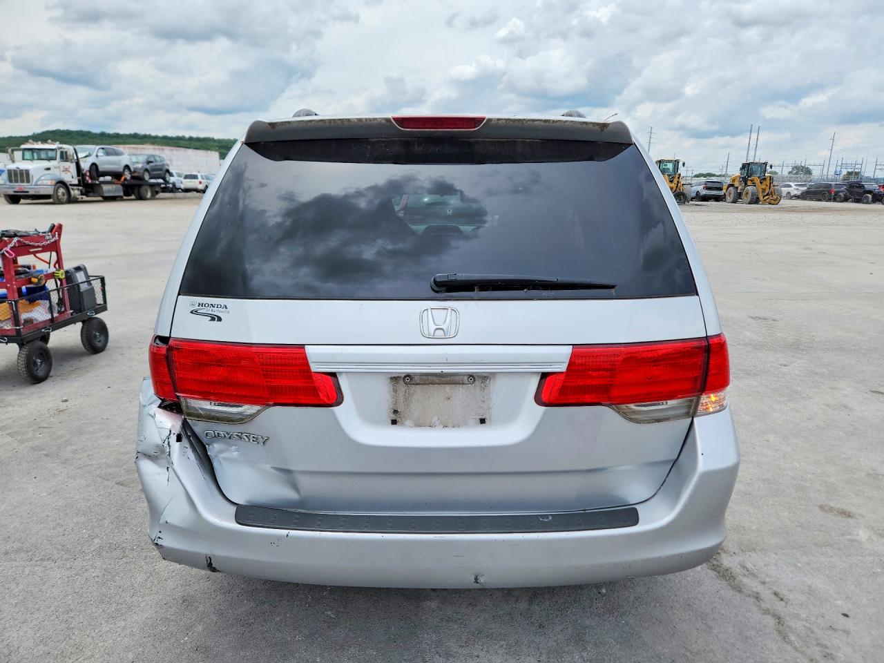 2010 Hond Odyssey Silver vin: 5FNRL3H47AB106861