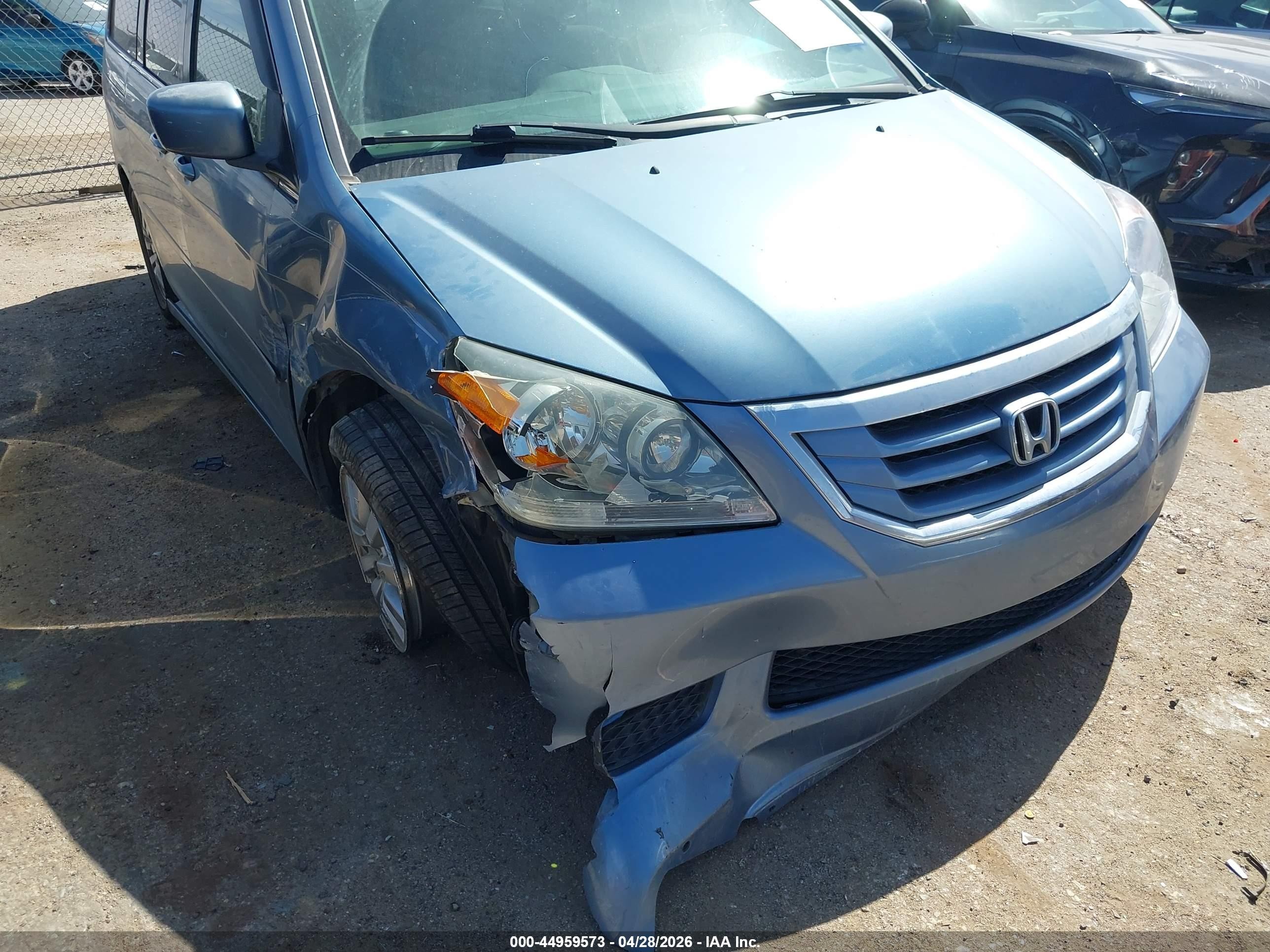 2010 Honda Odyssey Ex Blue vin: 5FNRL3H49AB091862