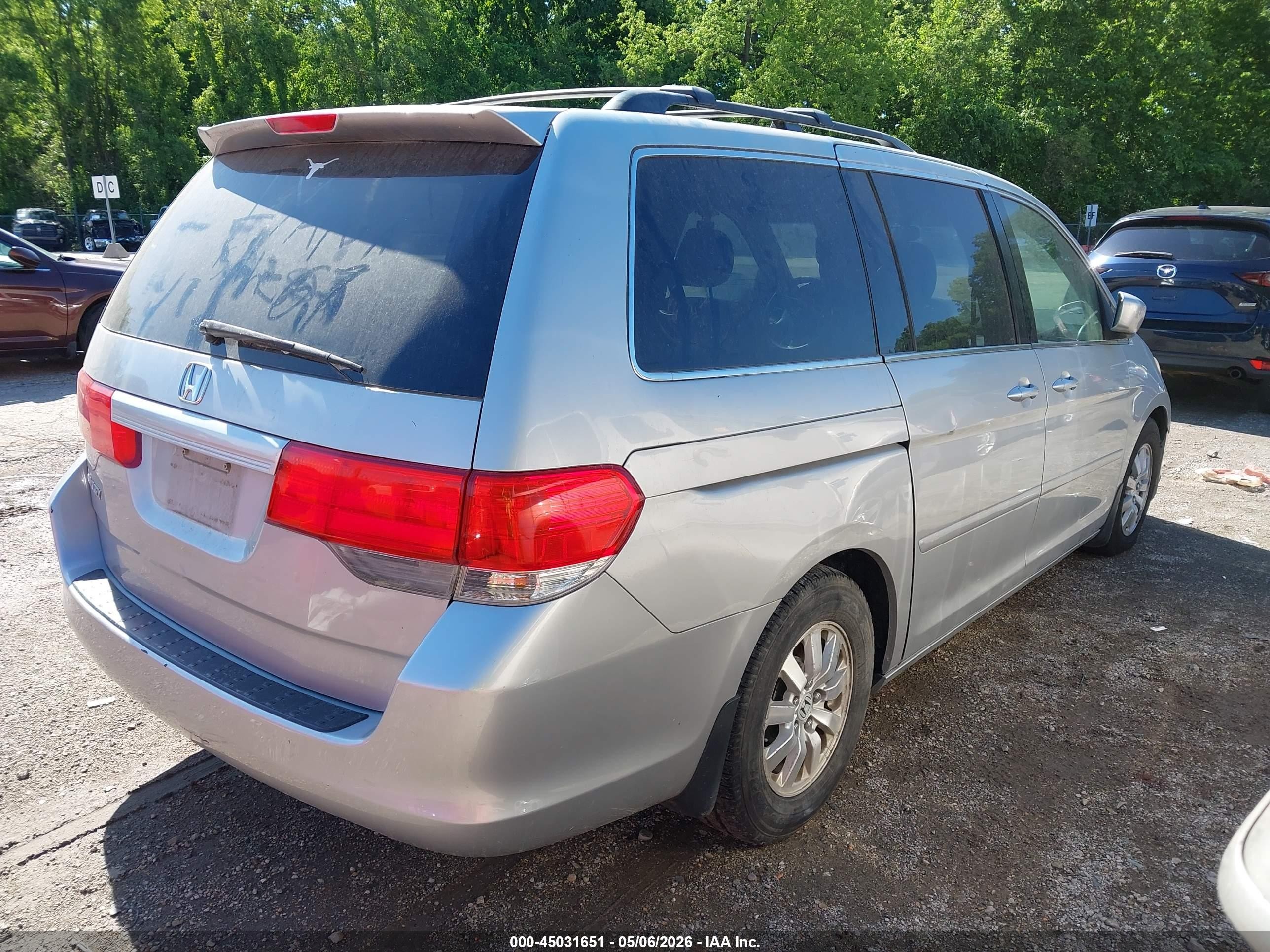 2010 Honda Odyssey Ex Серебряный vin: 5FNRL3H49AB092428