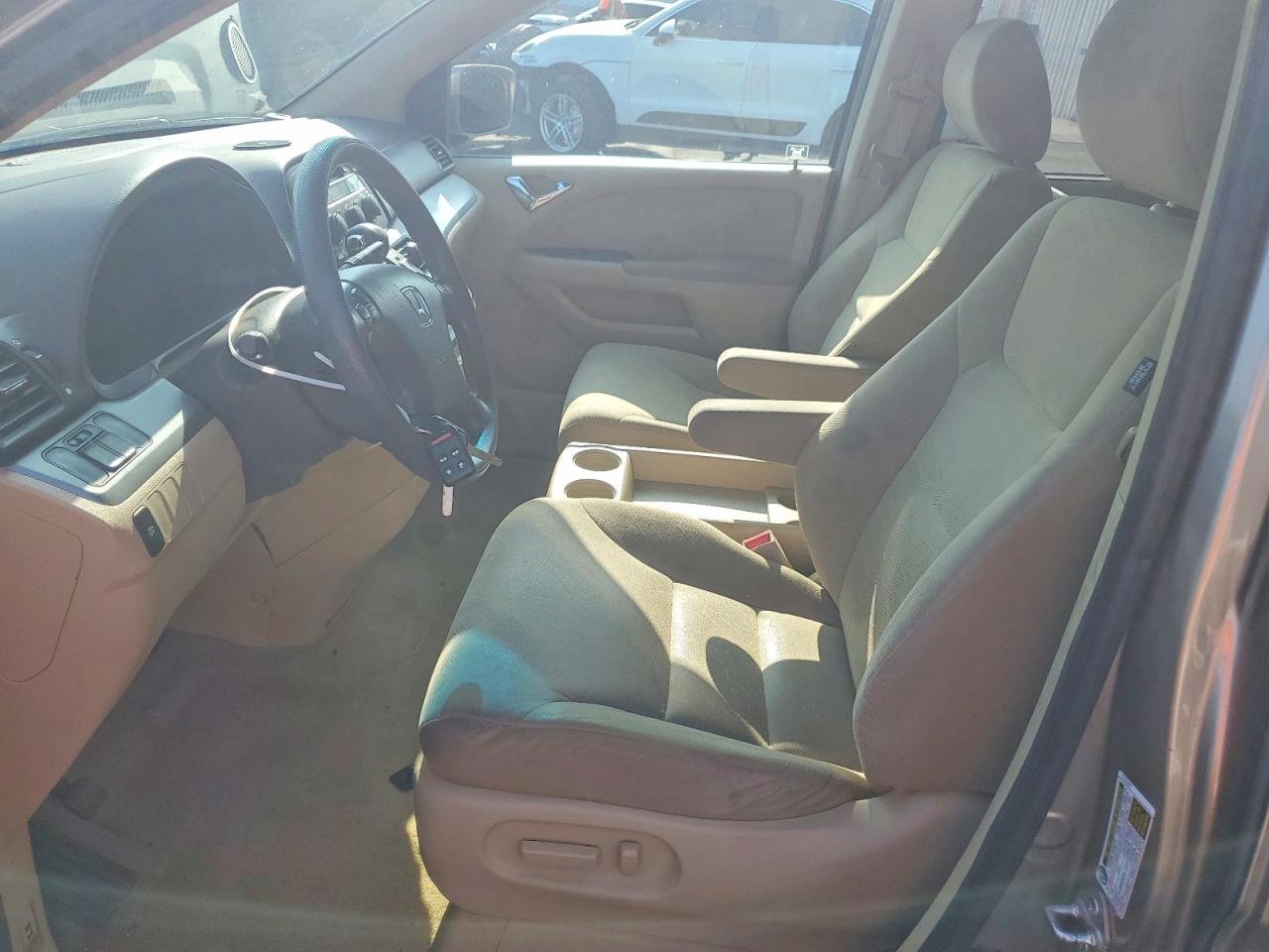 2010 Honda Odyssey Ex Tan vin: 5FNRL3H49AB107252